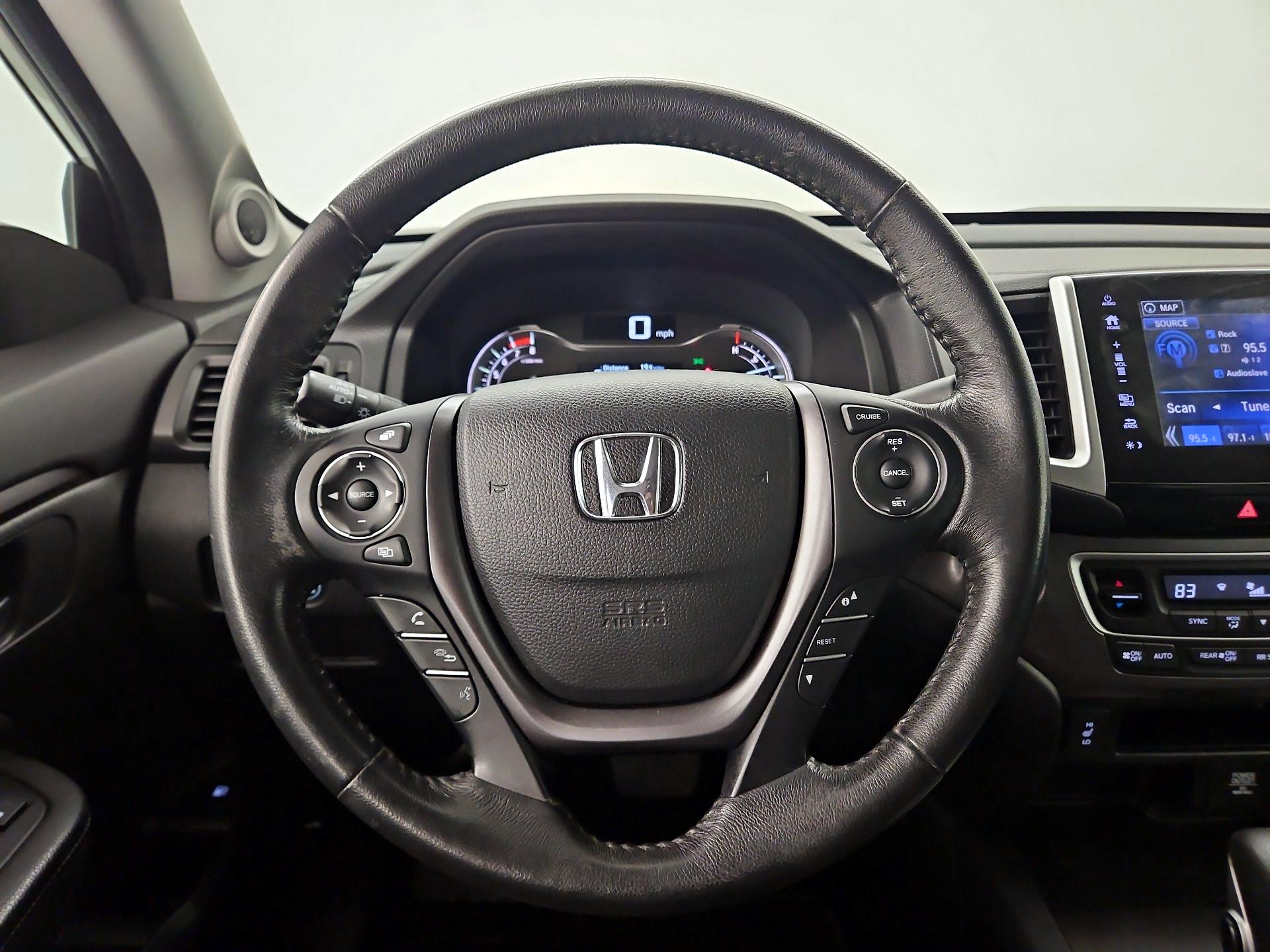 Thumbnail: 2017 Honda Ridgeline - 10