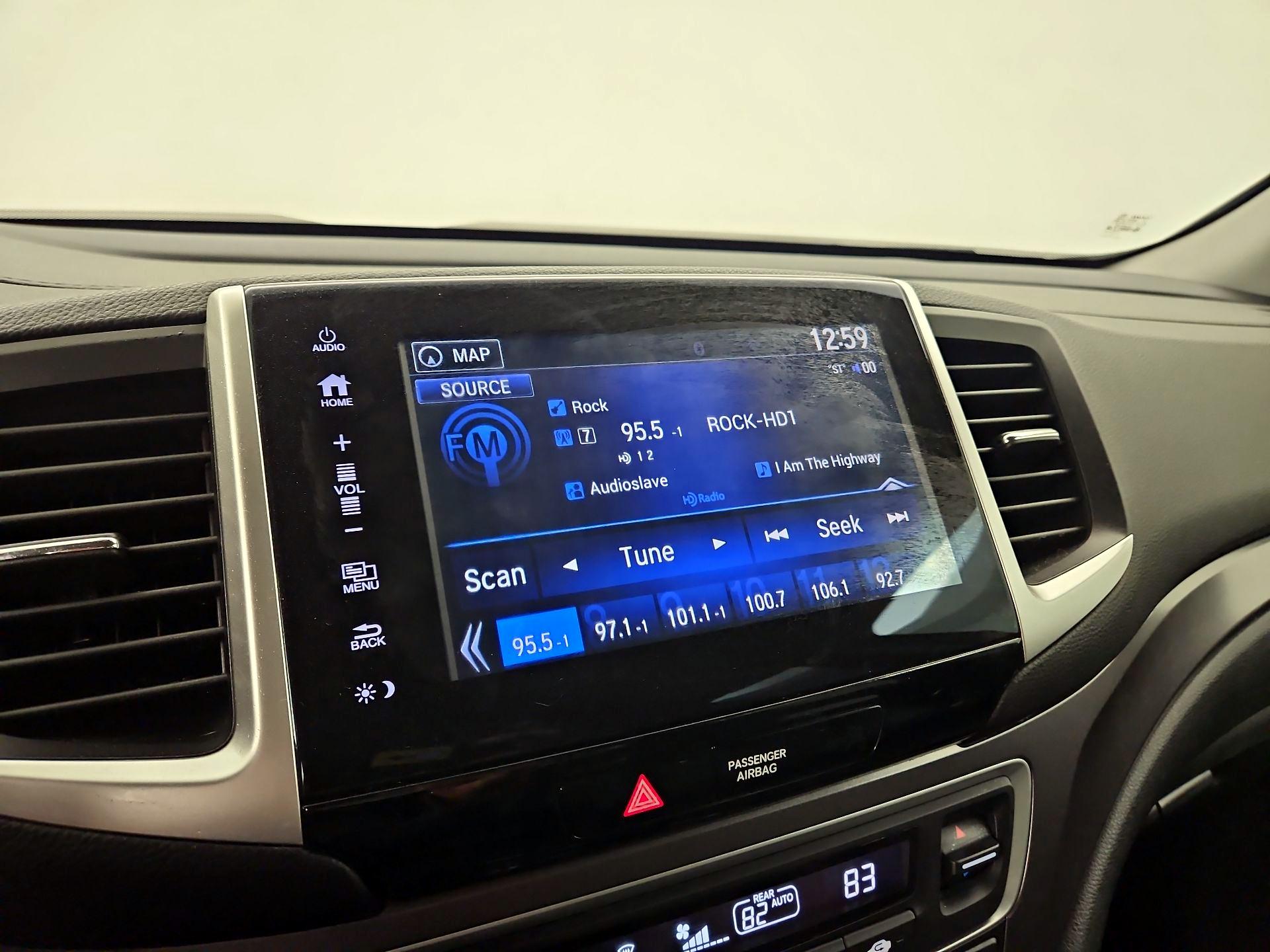 Thumbnail: 2017 Honda Ridgeline - 15