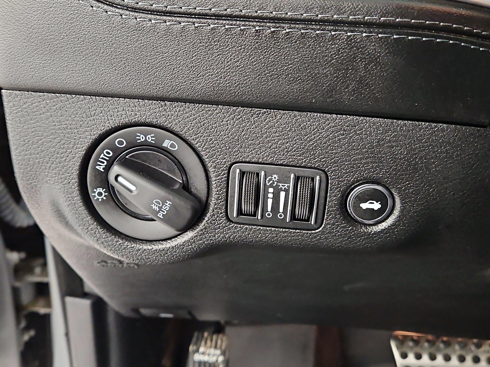 Thumbnail: 2021 Dodge Charger - 13