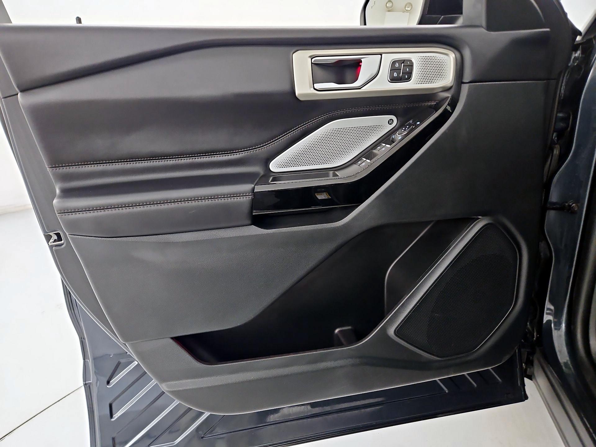 Thumbnail: 2023 Ford Explorer - 12