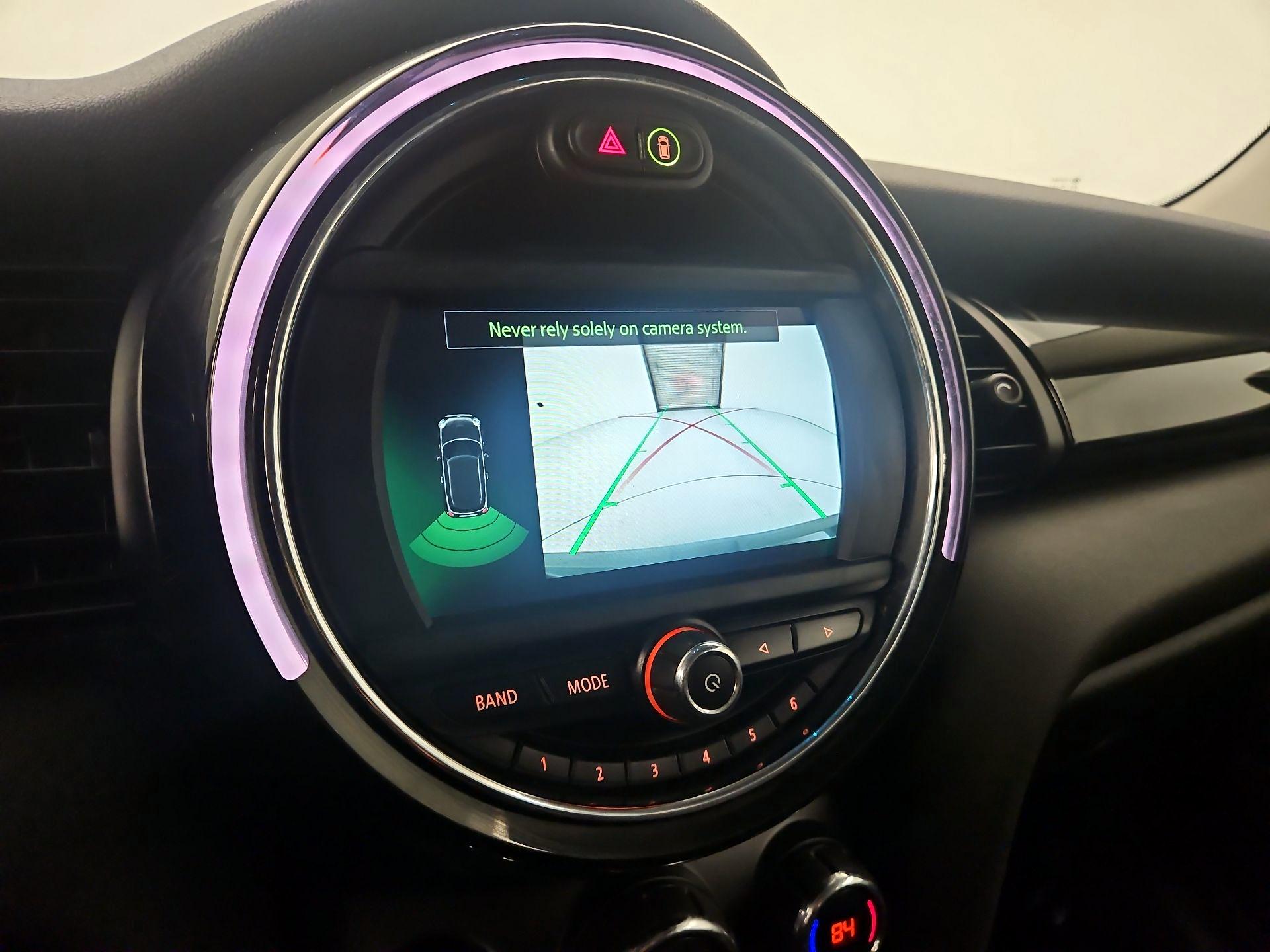 Thumbnail: 2020 MINI Cooper Hardtop - 14
