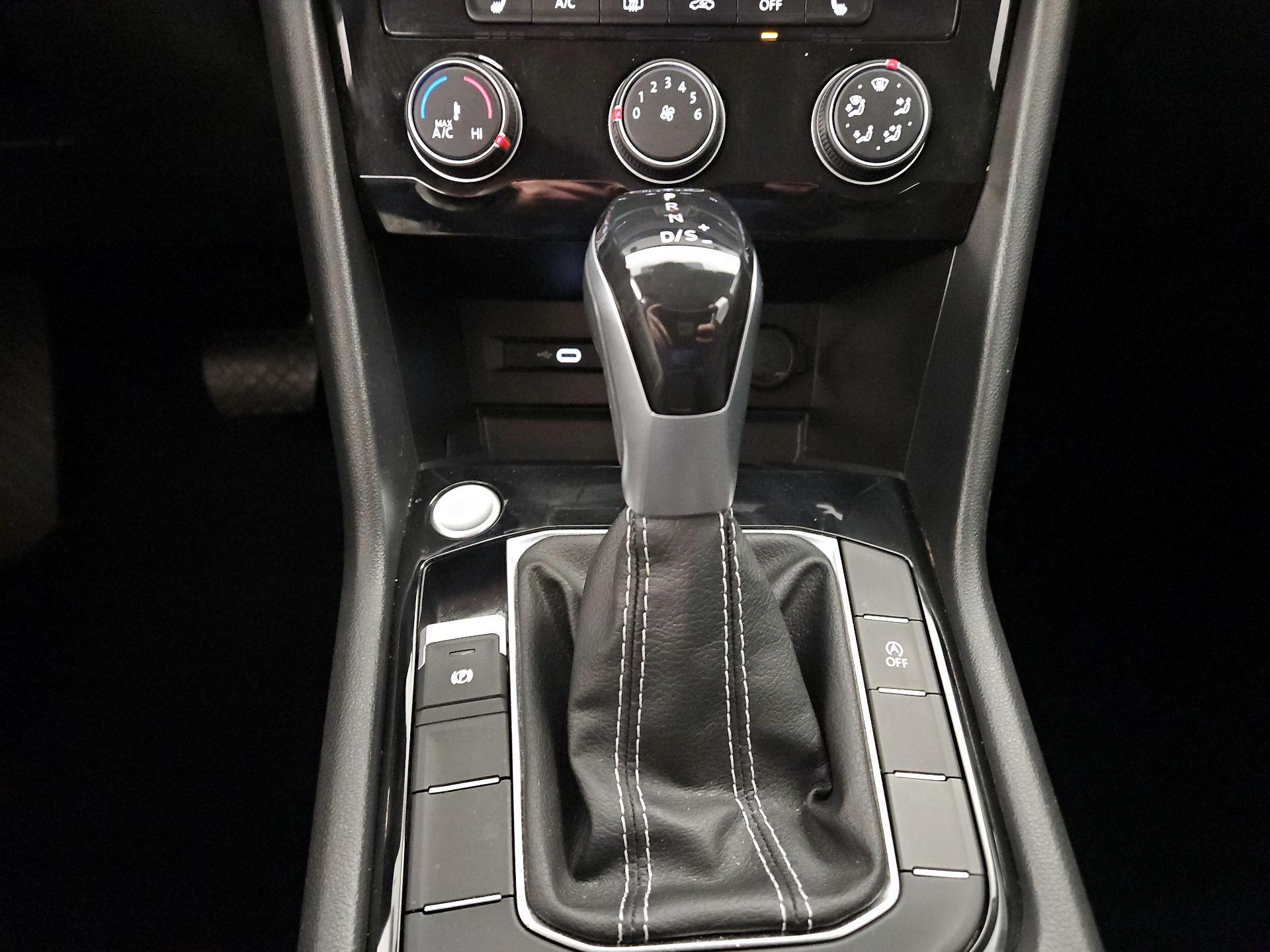 Thumbnail: 2023 Volkswagen Taos - 17