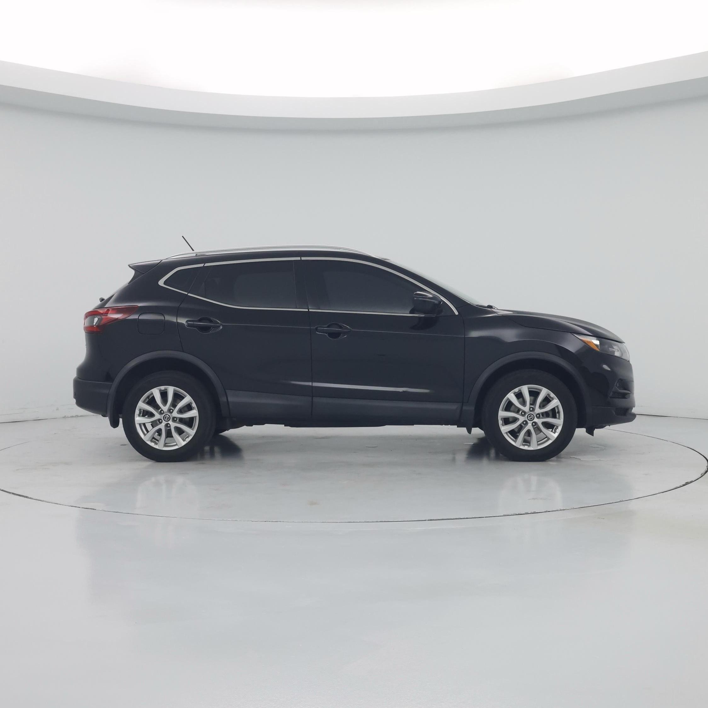 Thumbnail: 2020 Nissan Rogue Sport - 7