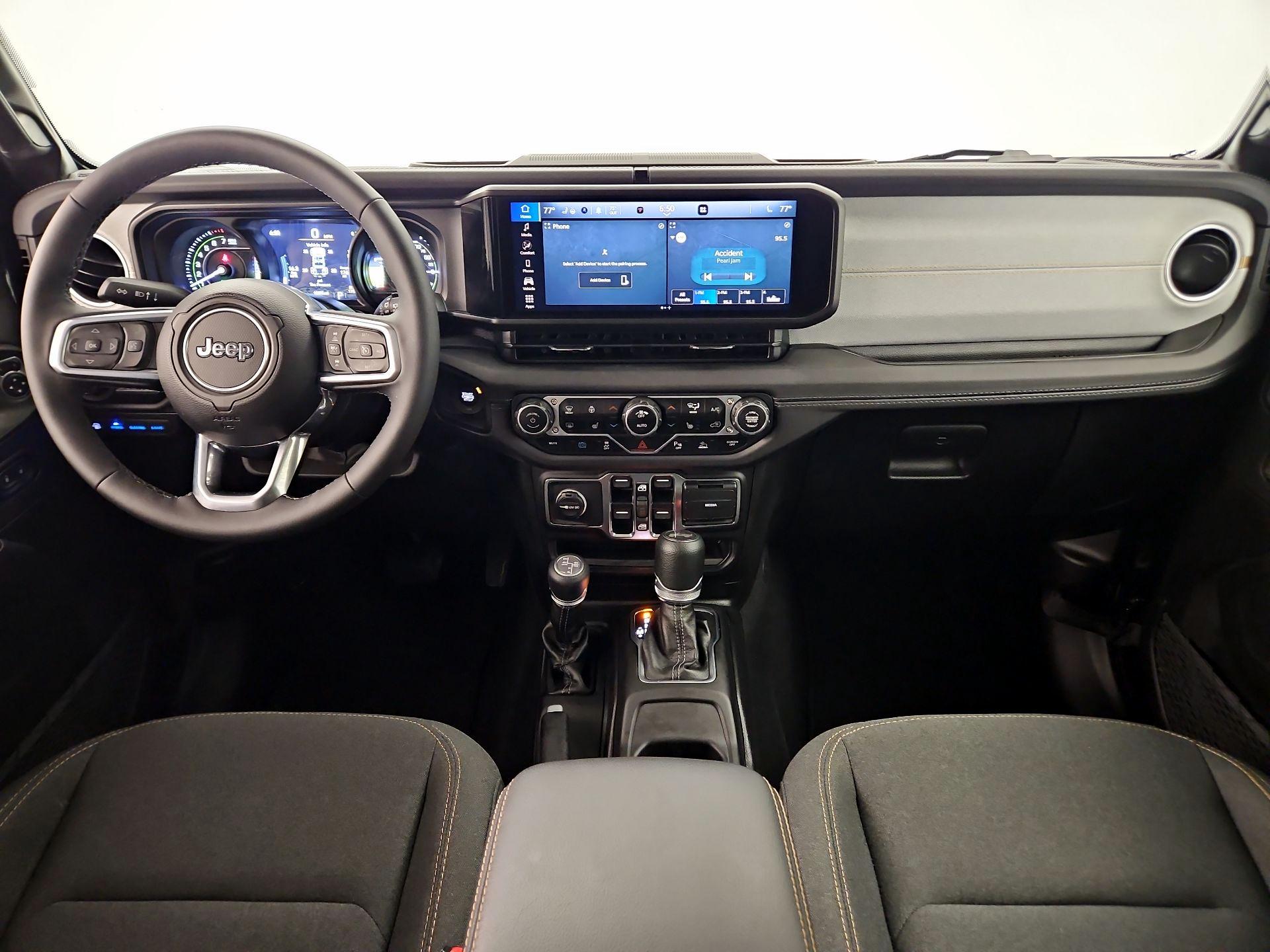 Thumbnail: 2025 Jeep Wrangler - 9