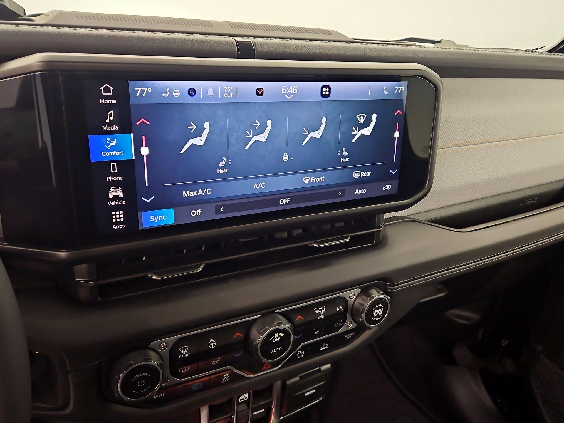 Thumbnail: 2025 Jeep Wrangler - 16