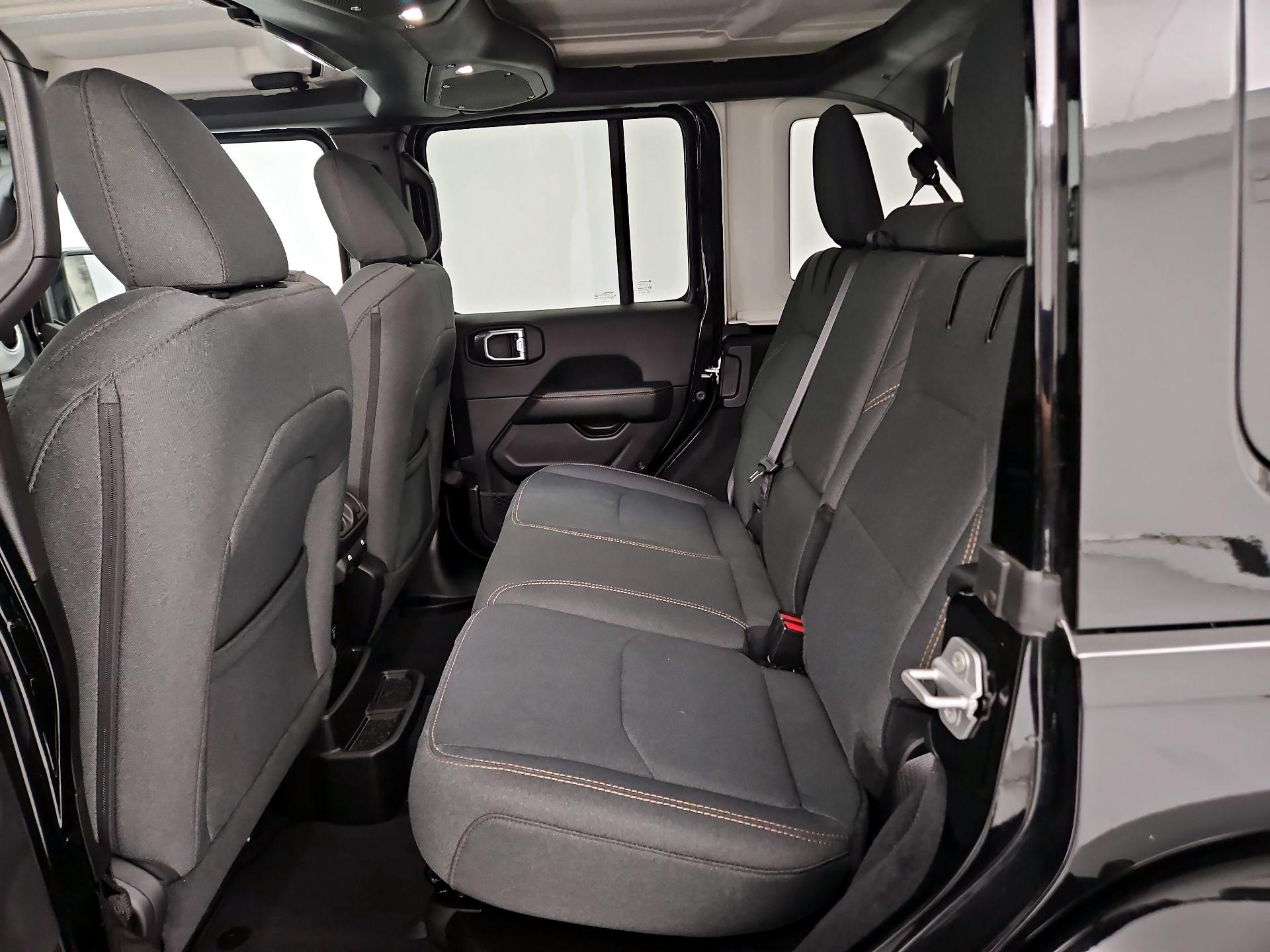 Thumbnail: 2025 Jeep Wrangler - 19