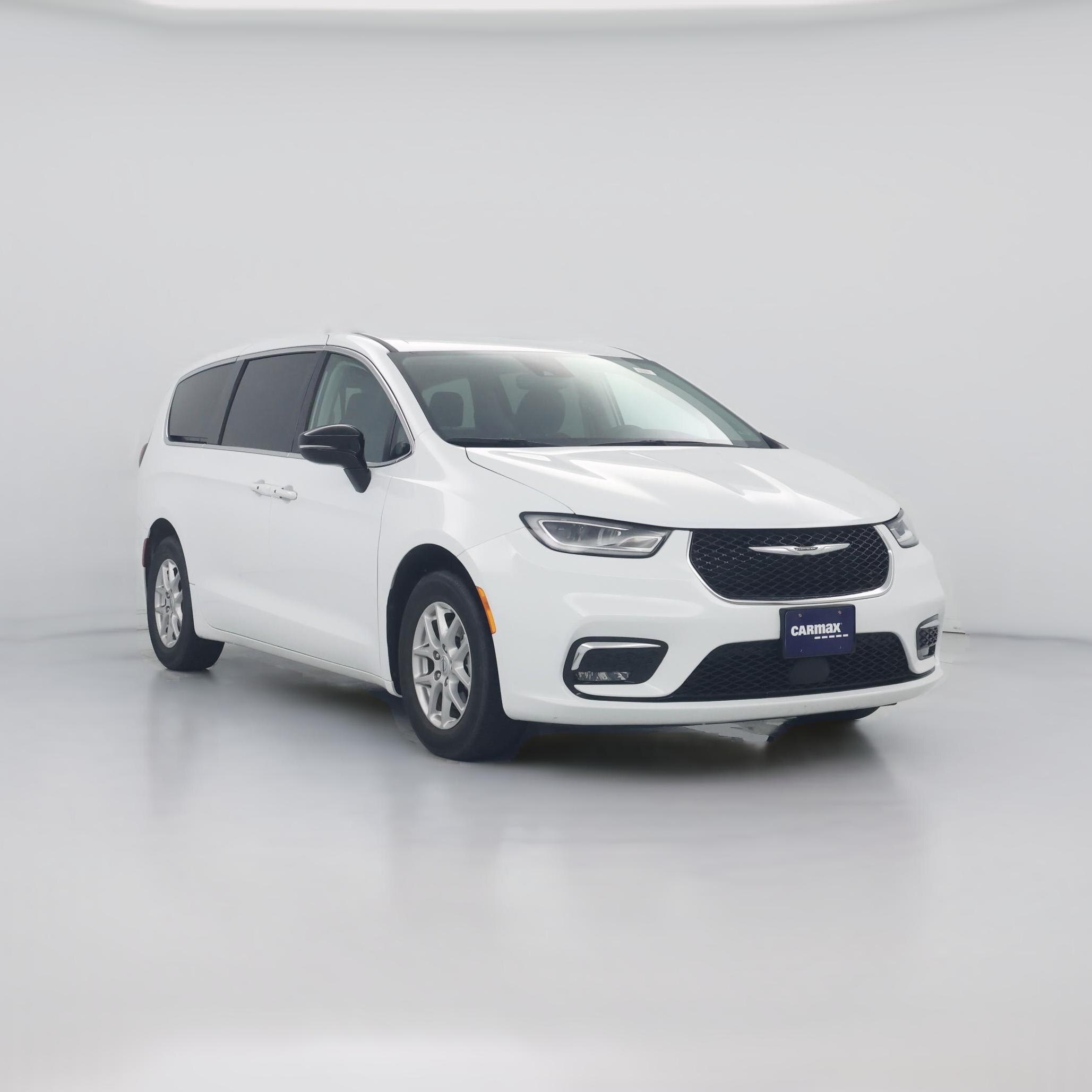 Thumbnail: 2024 Chrysler Pacifica - 1