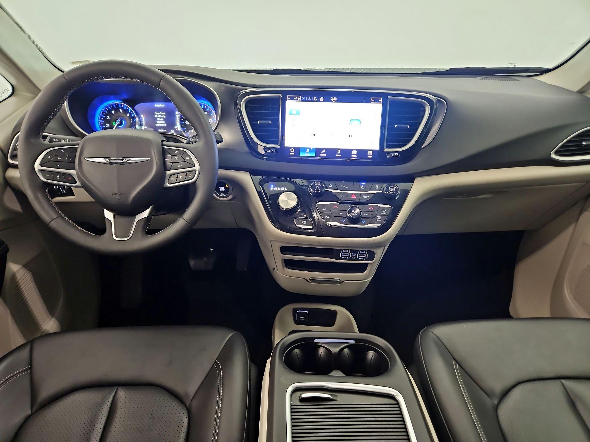 Thumbnail: 2024 Chrysler Pacifica - 9
