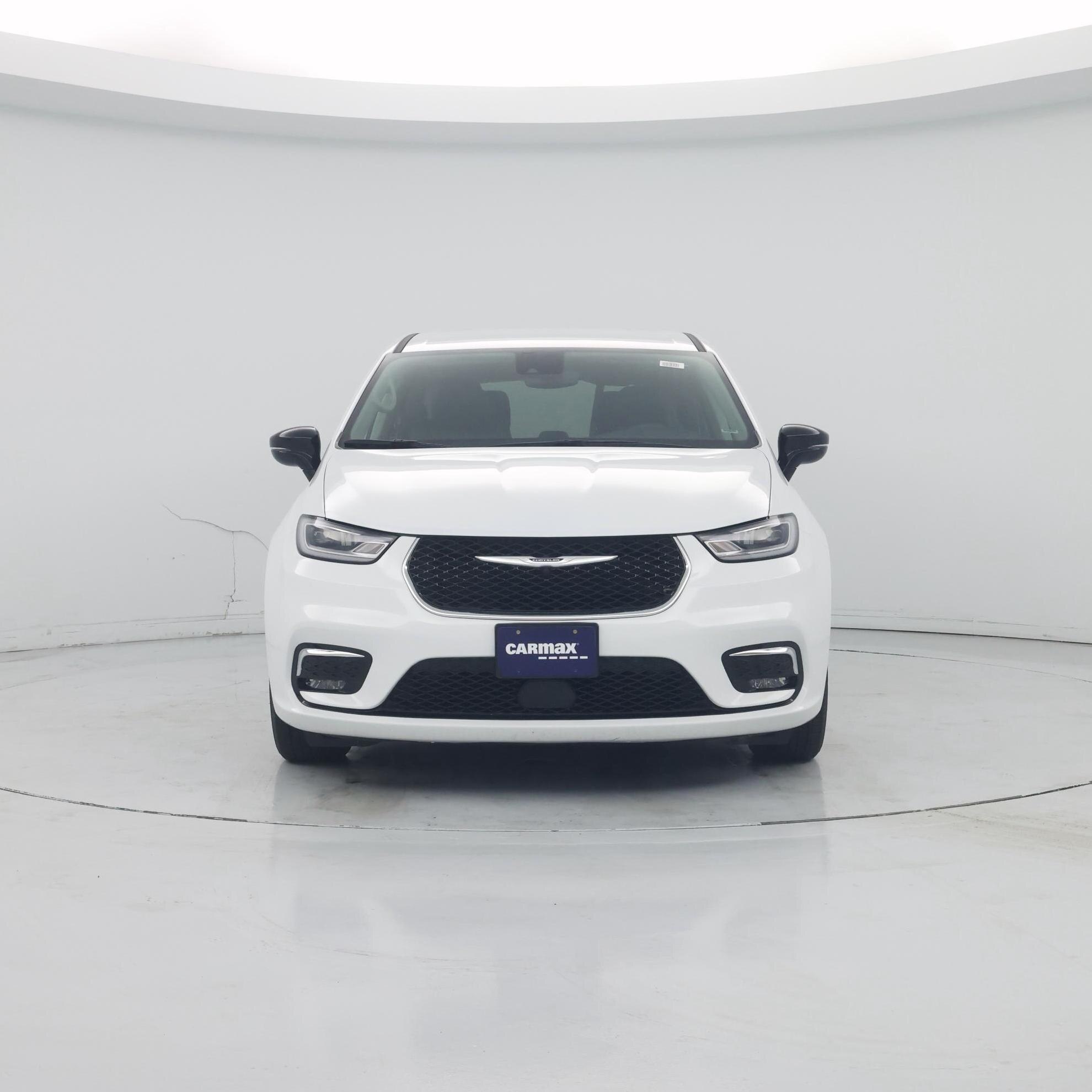 Thumbnail: 2024 Chrysler Pacifica - 5