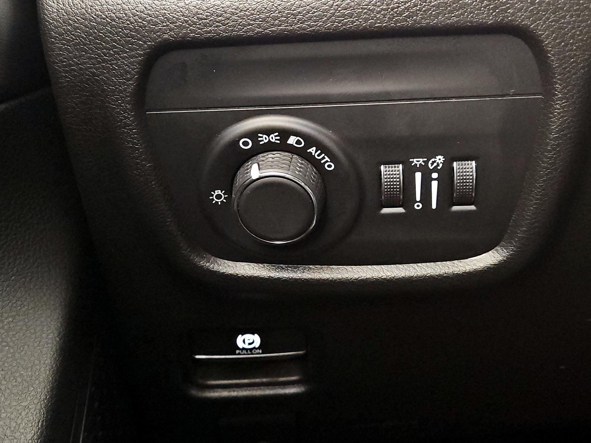 Thumbnail: 2023 Jeep Grand Cherokee - 13