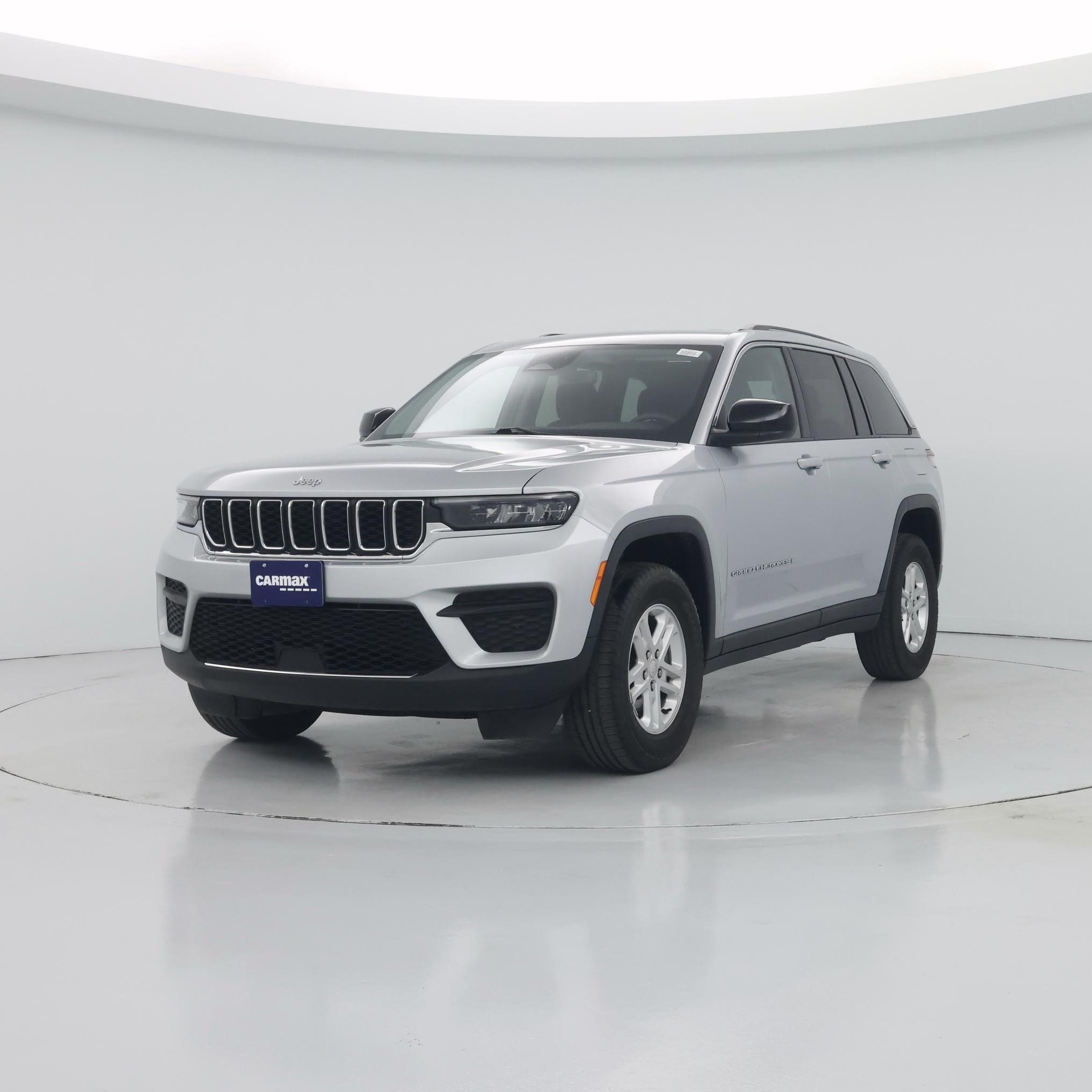 Thumbnail: 2023 Jeep Grand Cherokee - 4