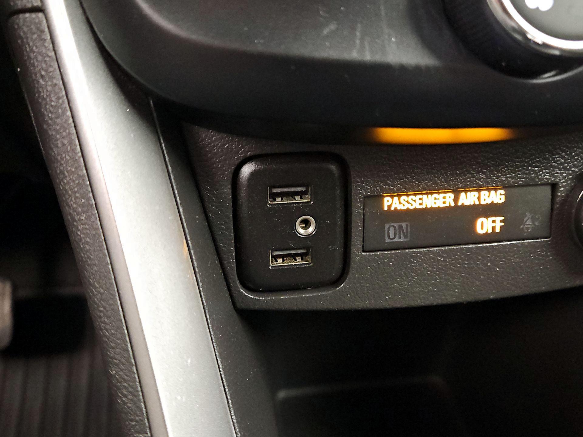 Thumbnail: 2020 Chevrolet Trax - 18