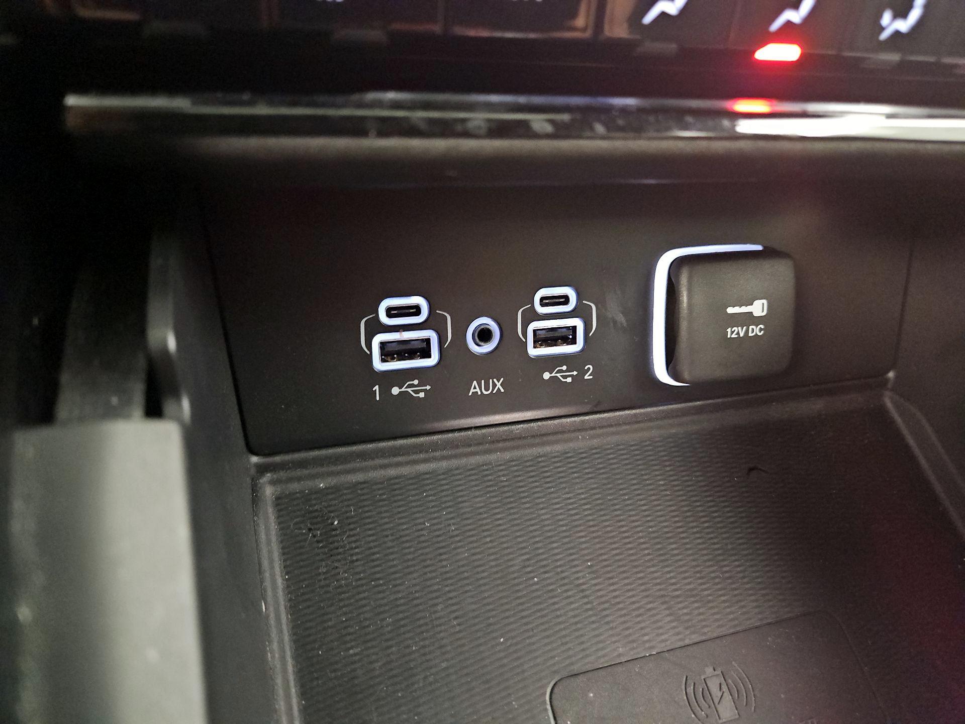 Thumbnail: 2023 Jeep Grand Cherokee - 18