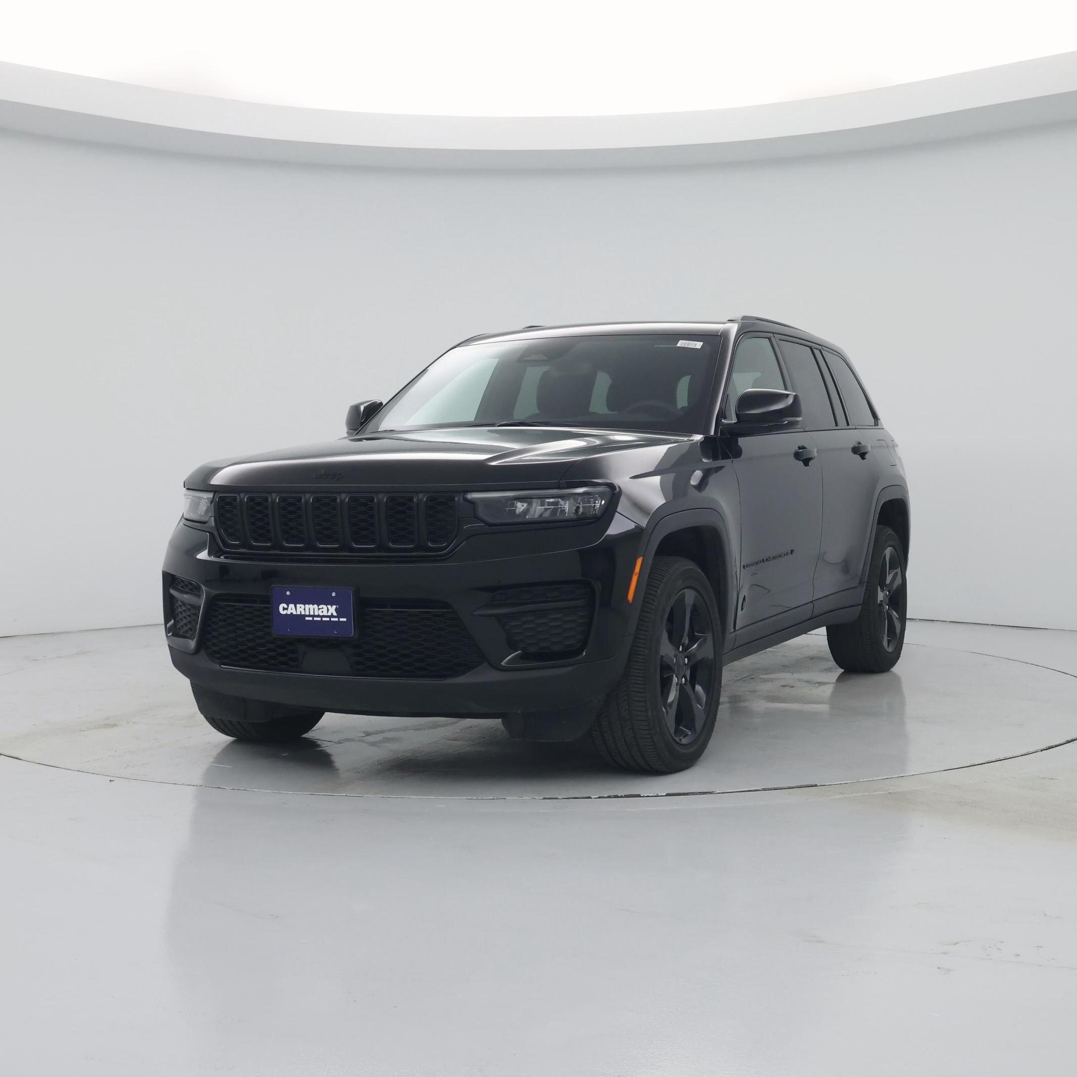 Thumbnail: 2023 Jeep Grand Cherokee - 4