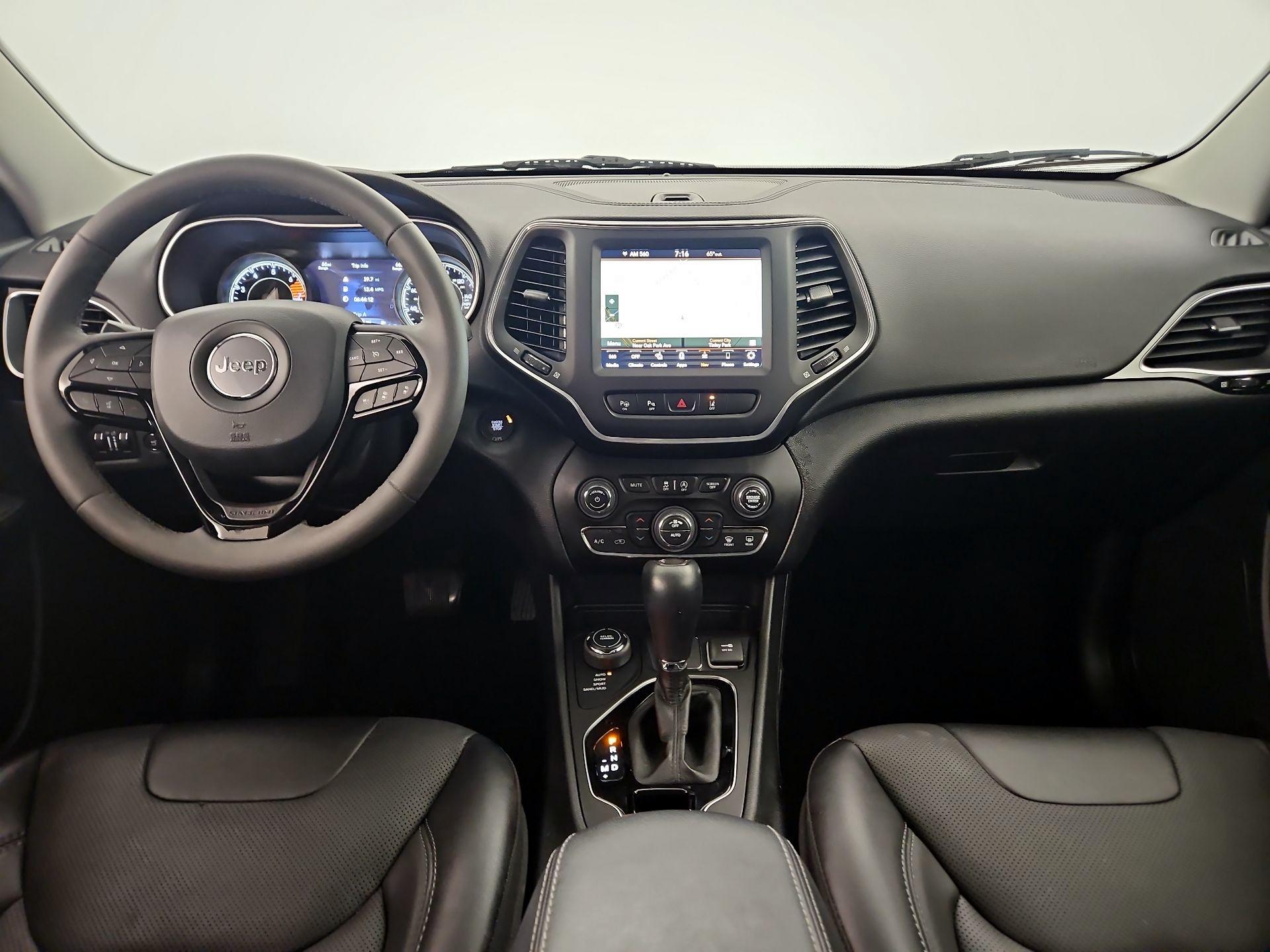 Thumbnail: 2023 Jeep Cherokee - 9