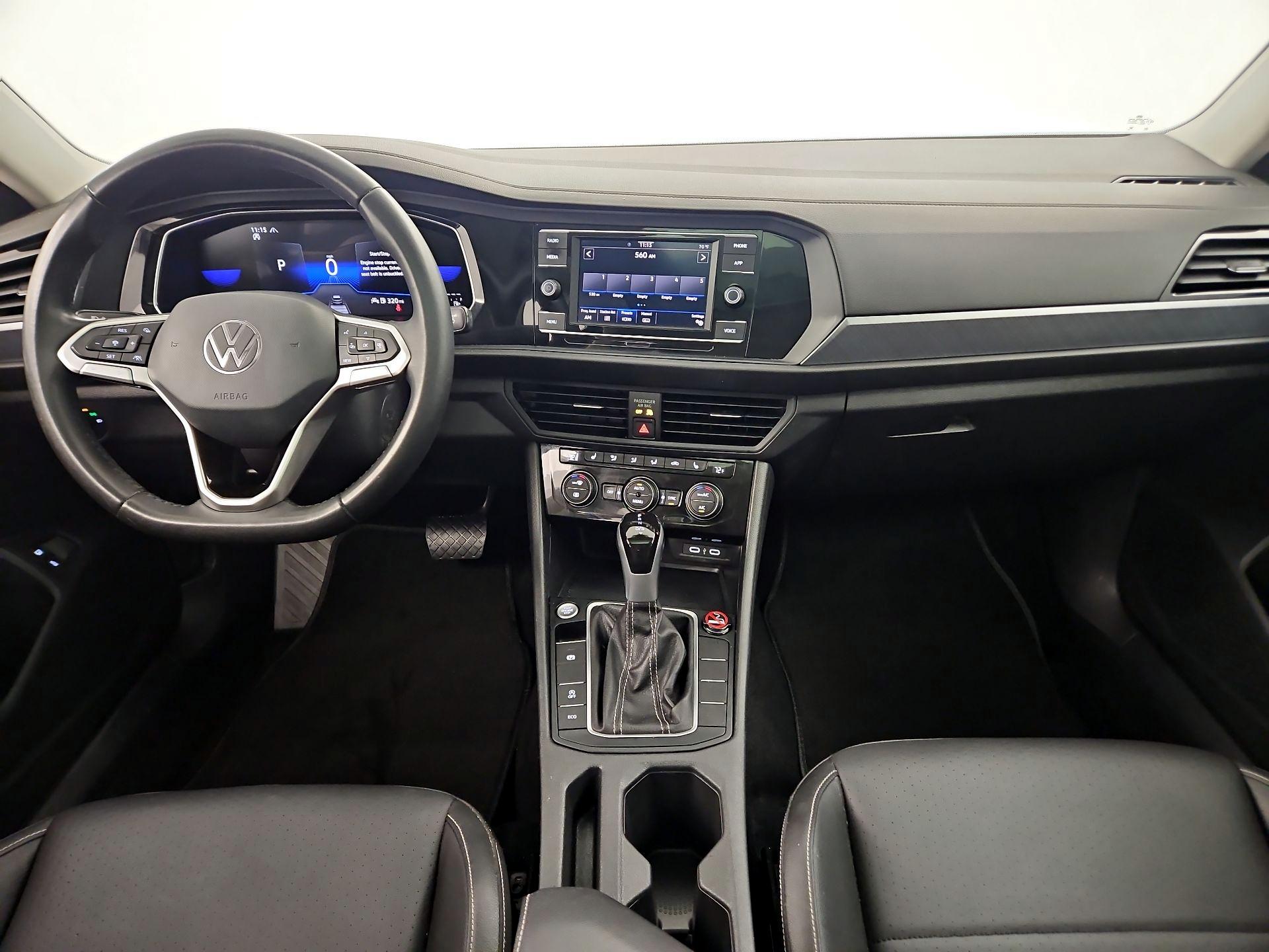Thumbnail: 2023 Volkswagen Jetta - 9