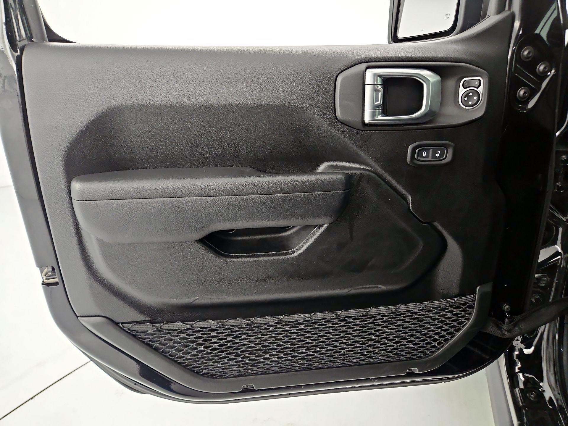Thumbnail: 2023 Jeep Wrangler - 12