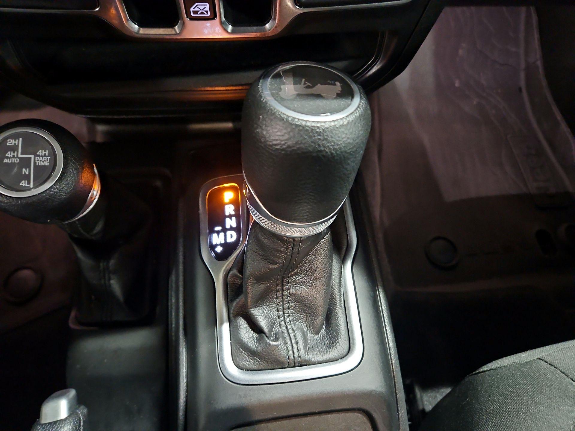 Thumbnail: 2023 Jeep Wrangler - 18