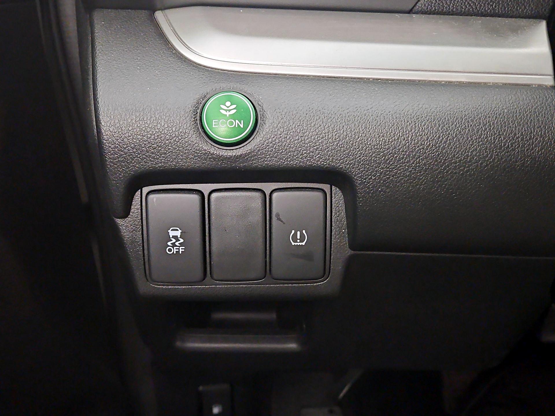 Thumbnail: 2016 Honda CR-V - 13