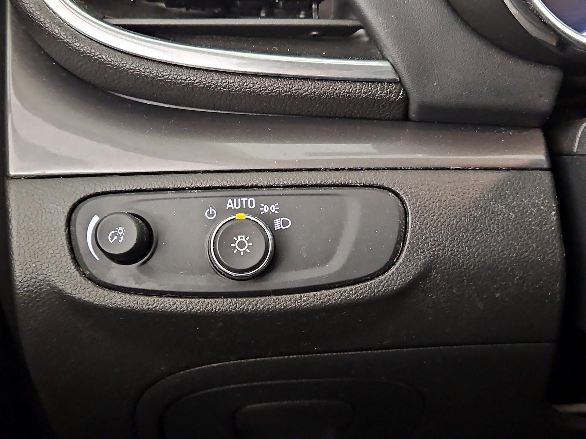 Thumbnail: 2017 Buick Encore - 13
