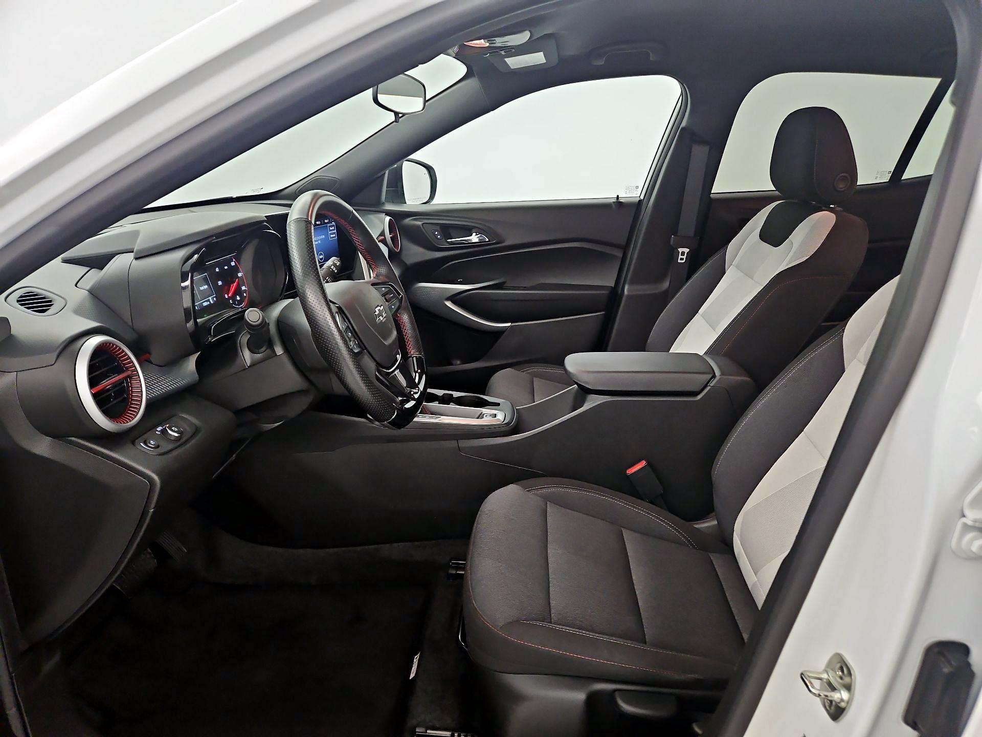 Thumbnail: 2024 Chevrolet Trax - 11