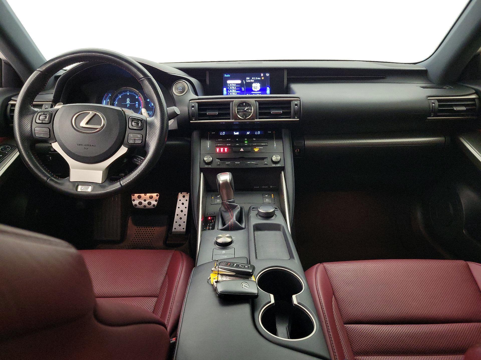 Thumbnail: 2017 Lexus IS - 9