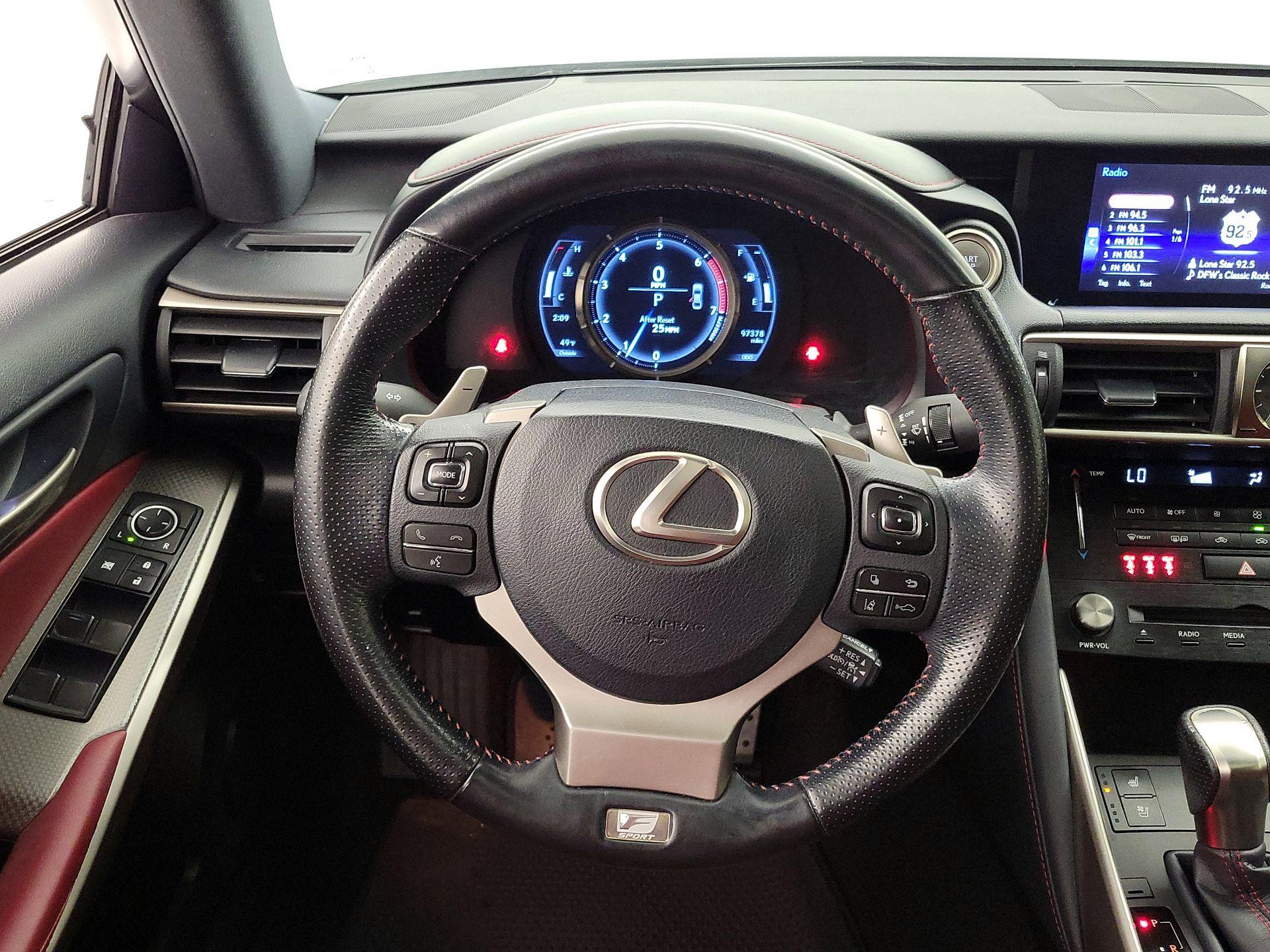 Thumbnail: 2017 Lexus IS - 10