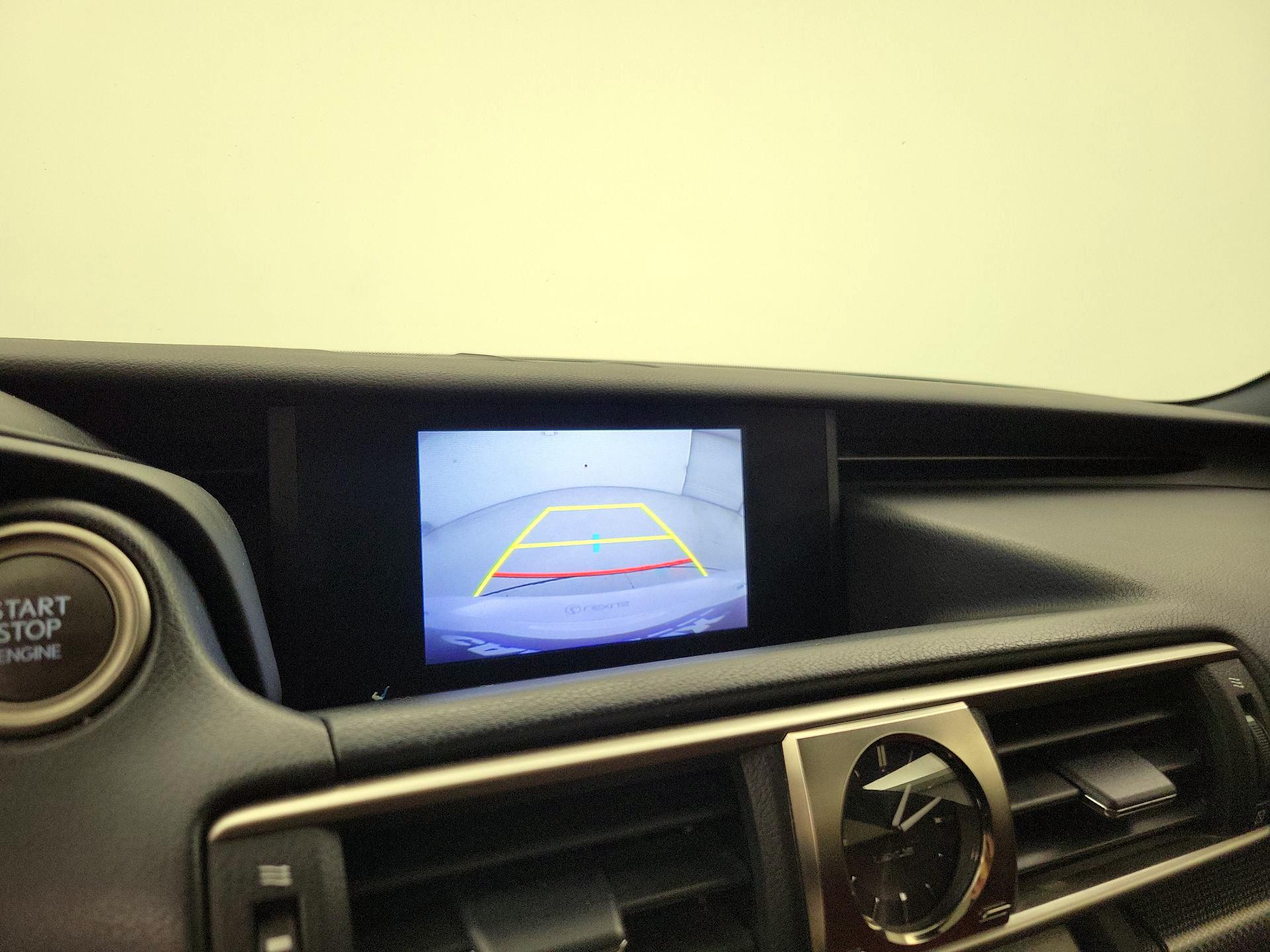 Thumbnail: 2017 Lexus IS - 14