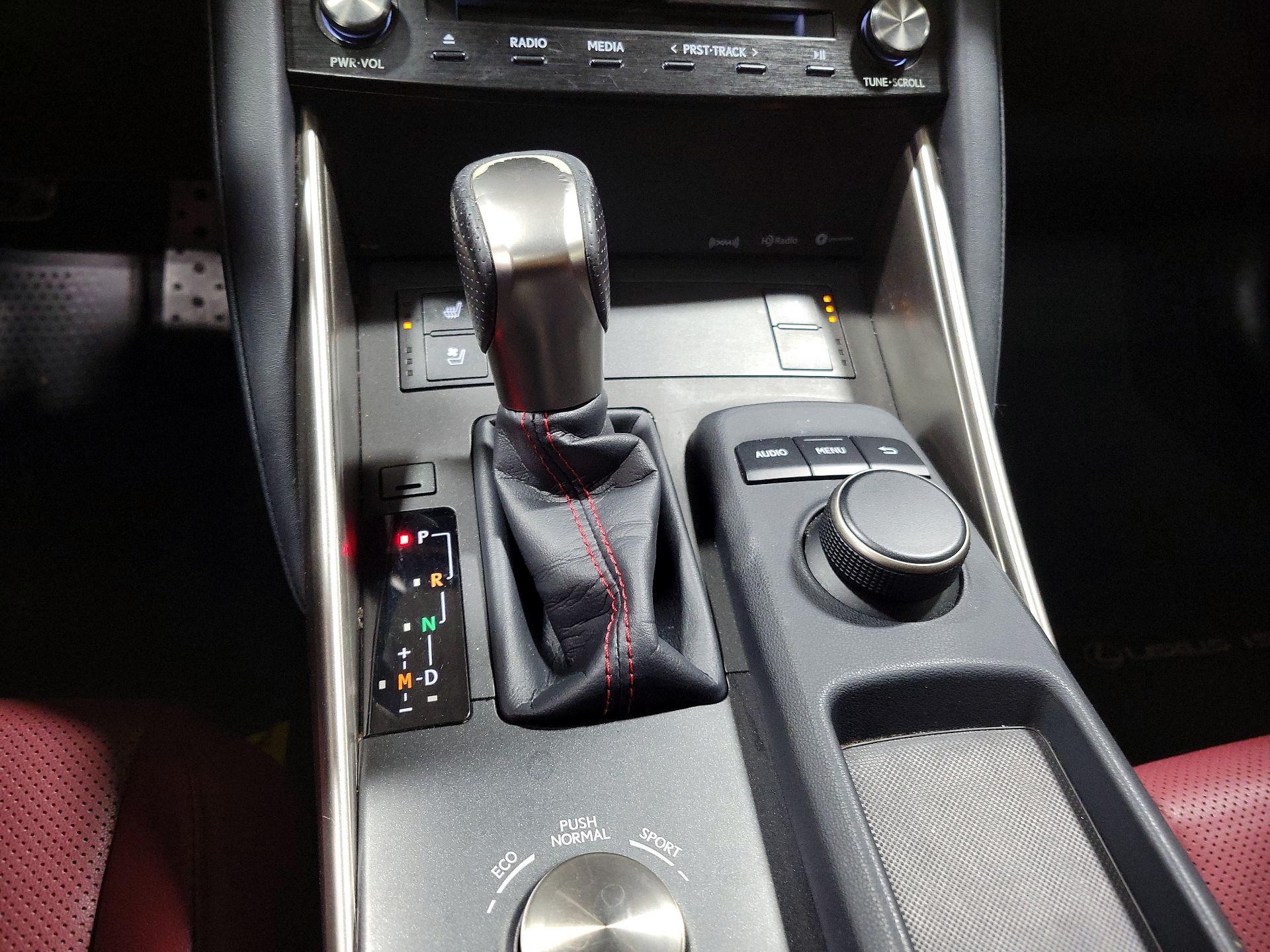 Thumbnail: 2017 Lexus IS - 17