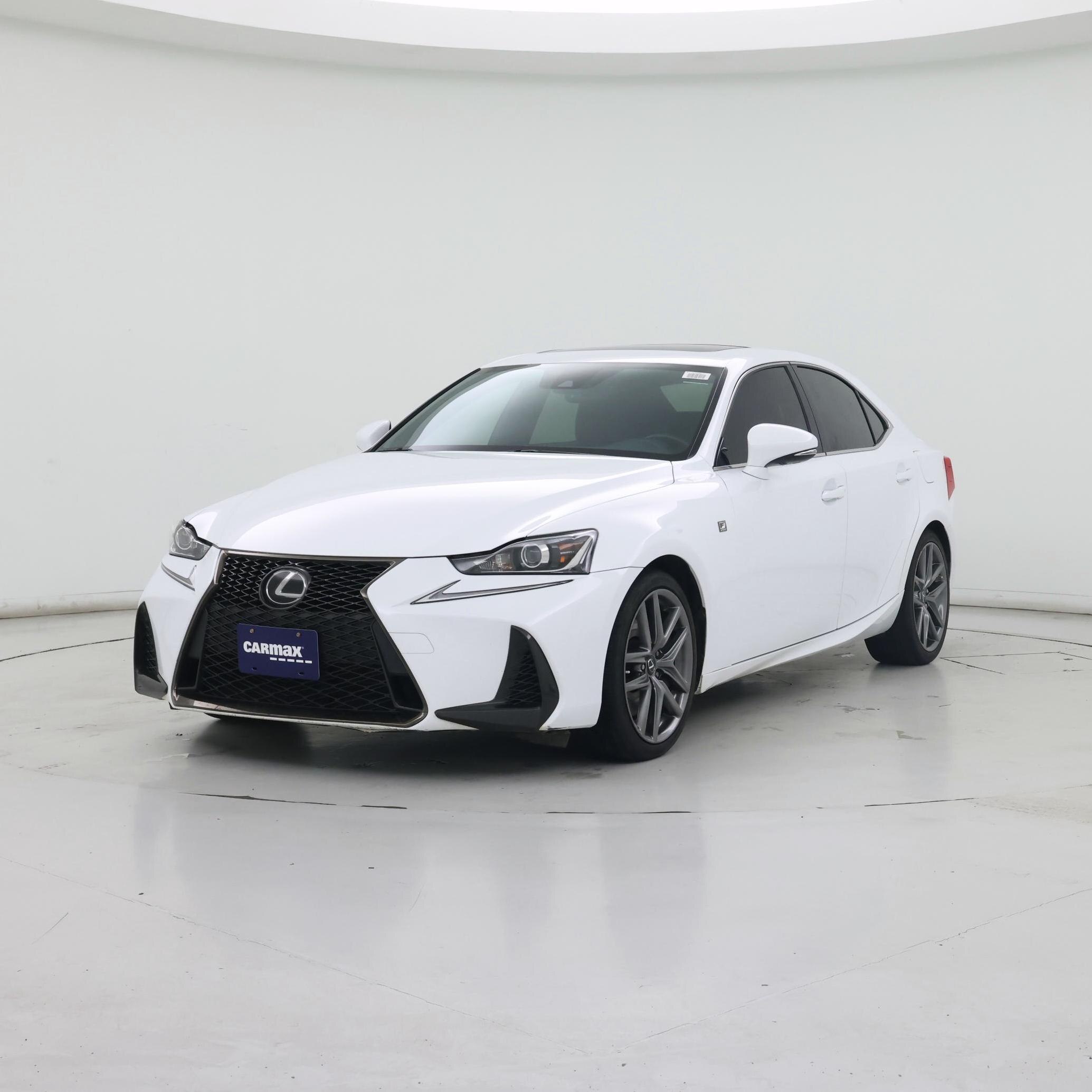 Thumbnail: 2017 Lexus IS - 4