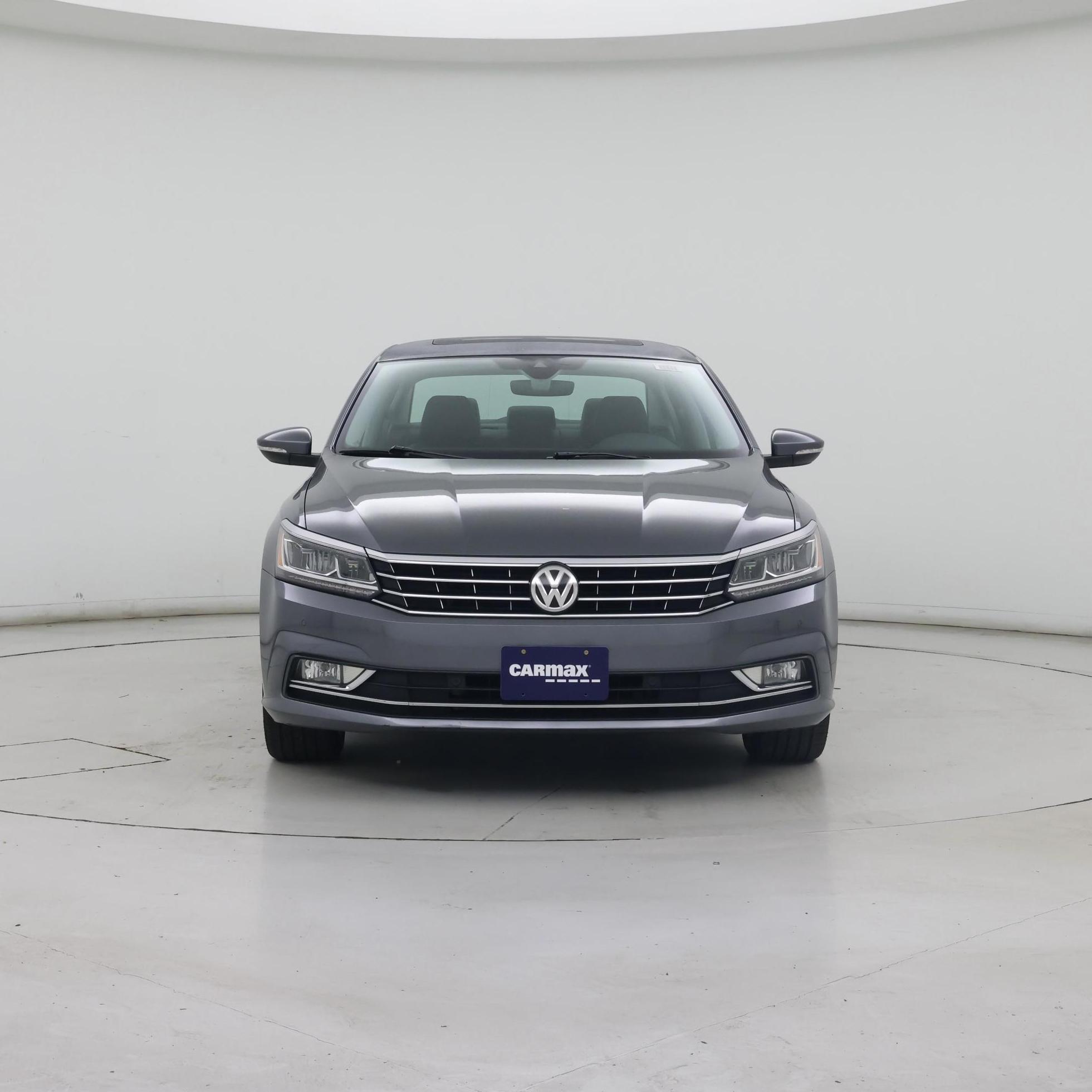 Thumbnail: 2017 Volkswagen Passat - 5