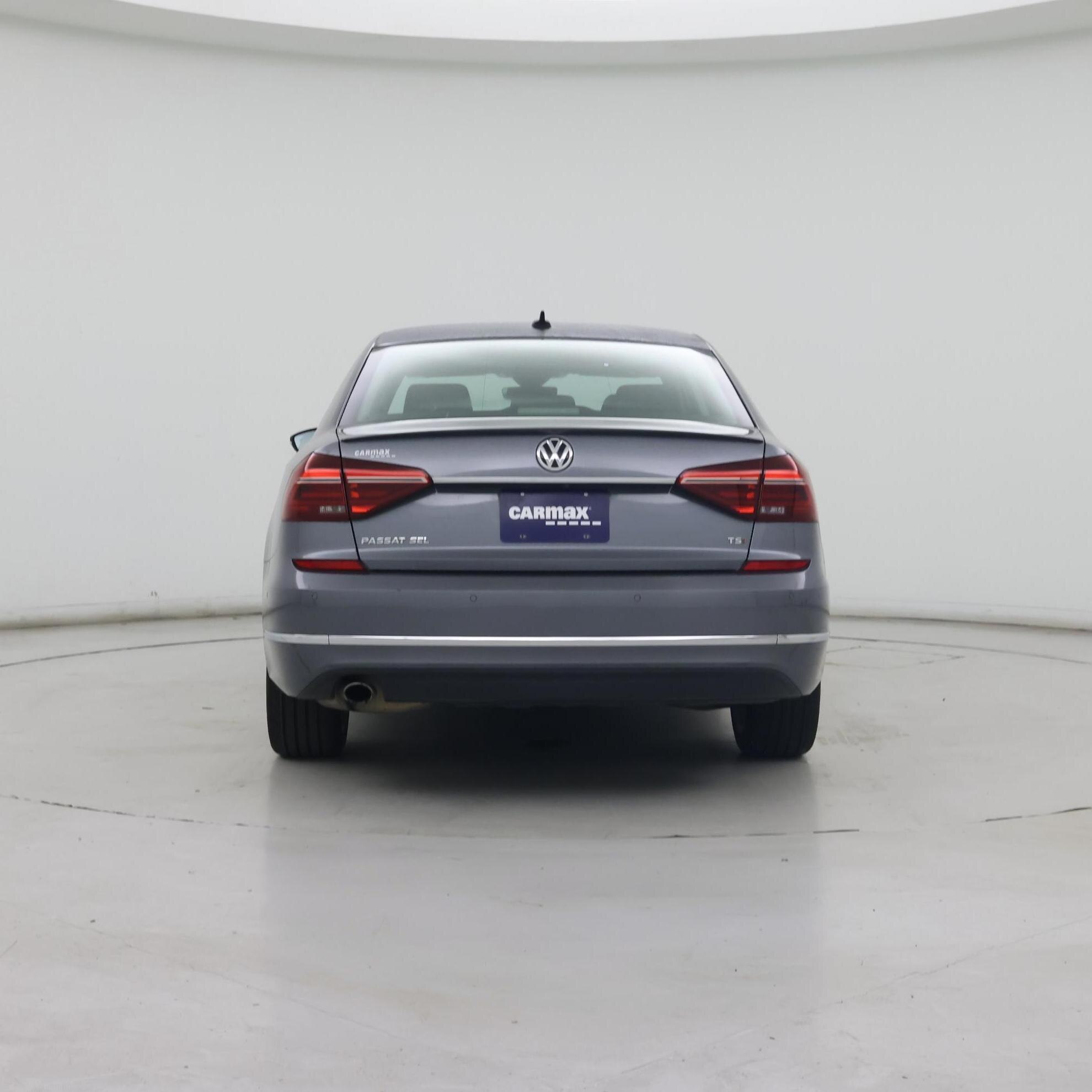 Thumbnail: 2017 Volkswagen Passat - 6