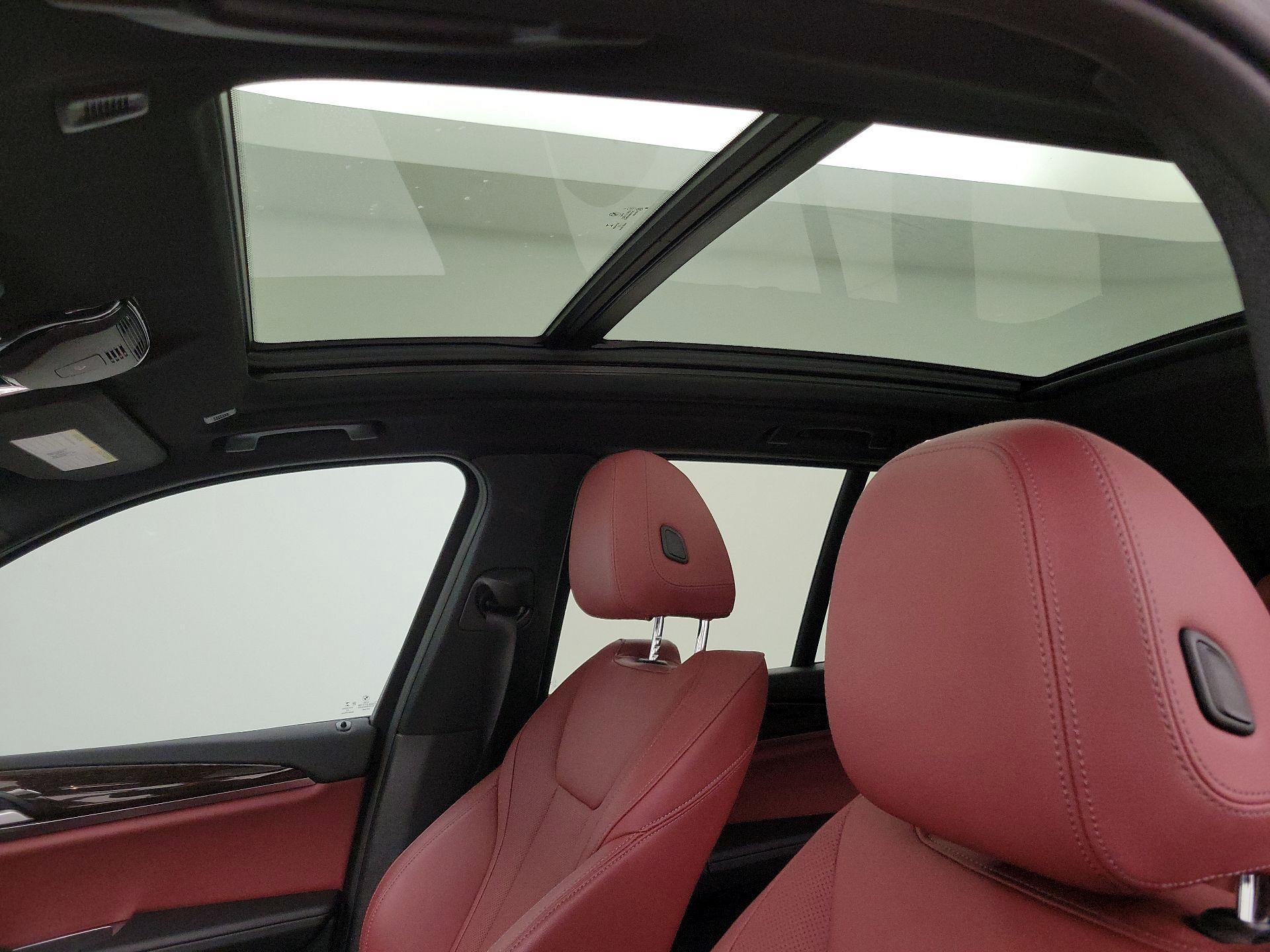 Thumbnail: 2022 BMW X3 - 18