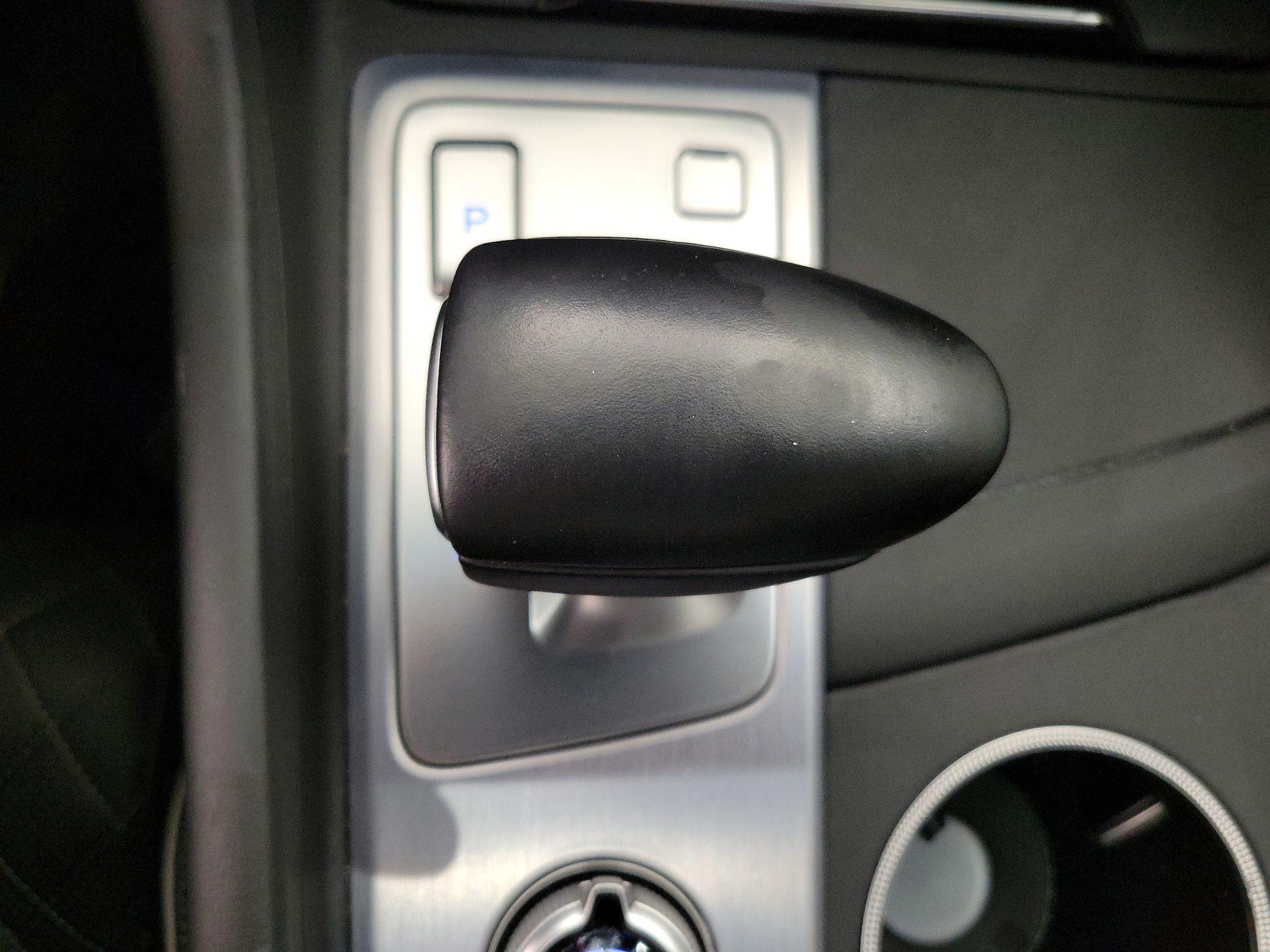 Thumbnail: 2020 Genesis G70 - 17