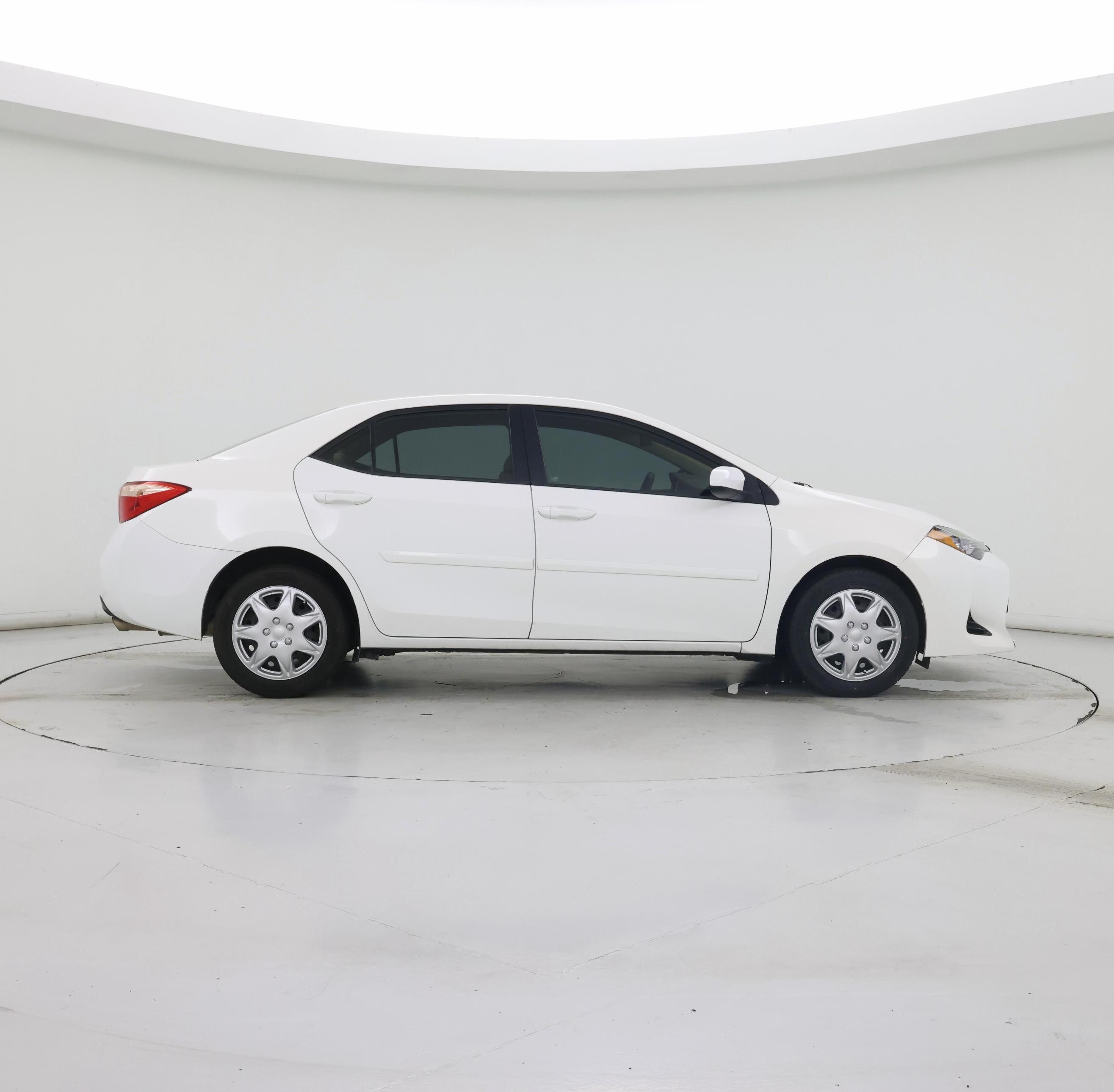 Thumbnail: 2017 Toyota Corolla - 7