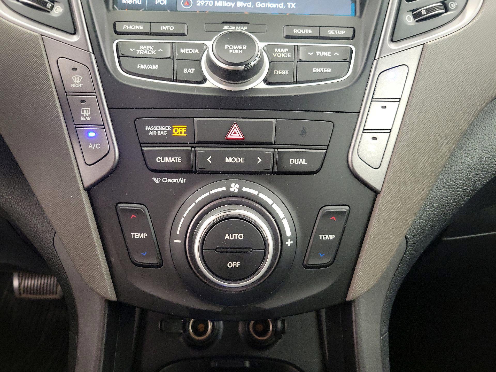 Thumbnail: 2014 Hyundai Santa Fe - 16