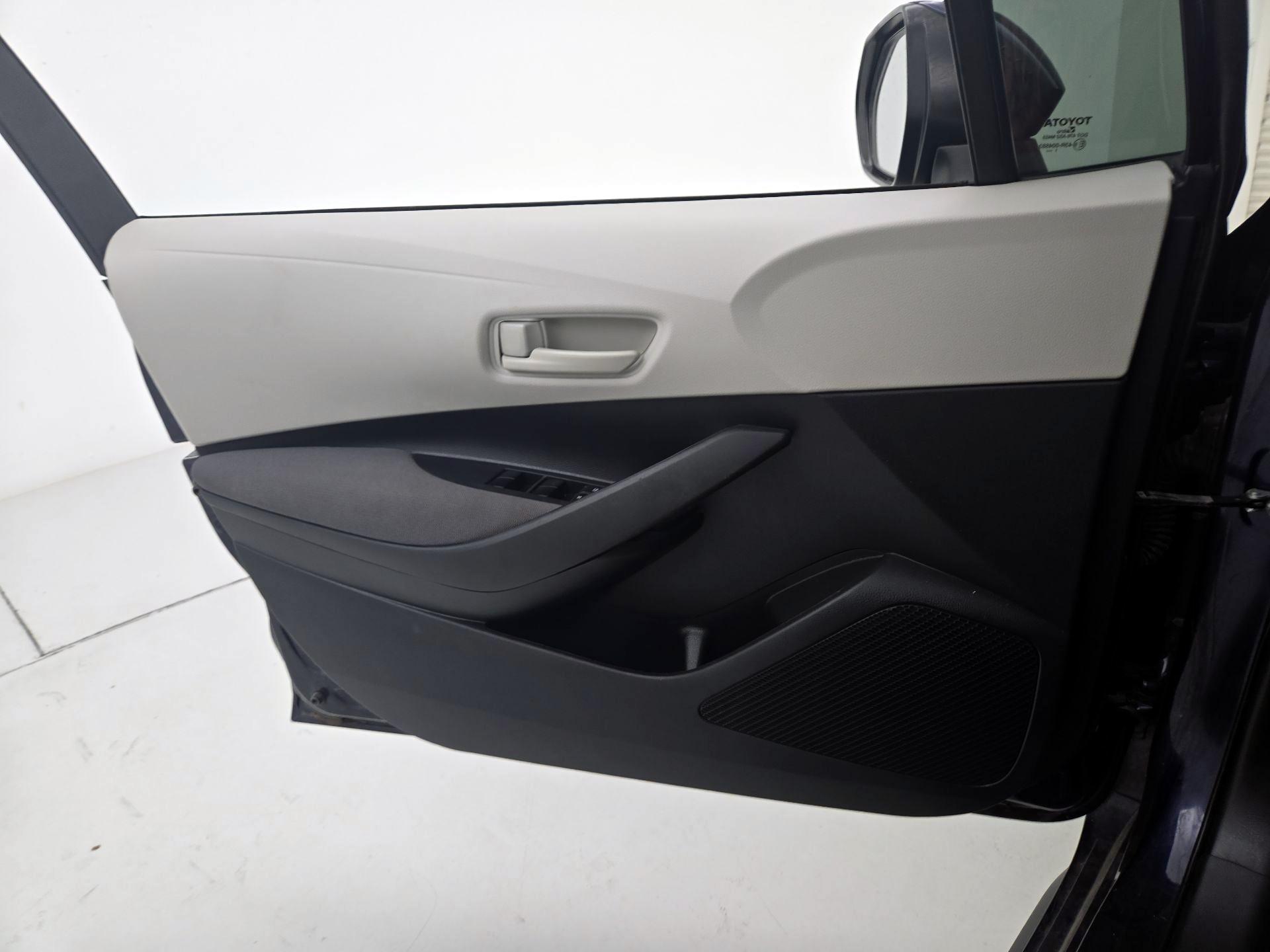 Thumbnail: 2022 Toyota Corolla - 12