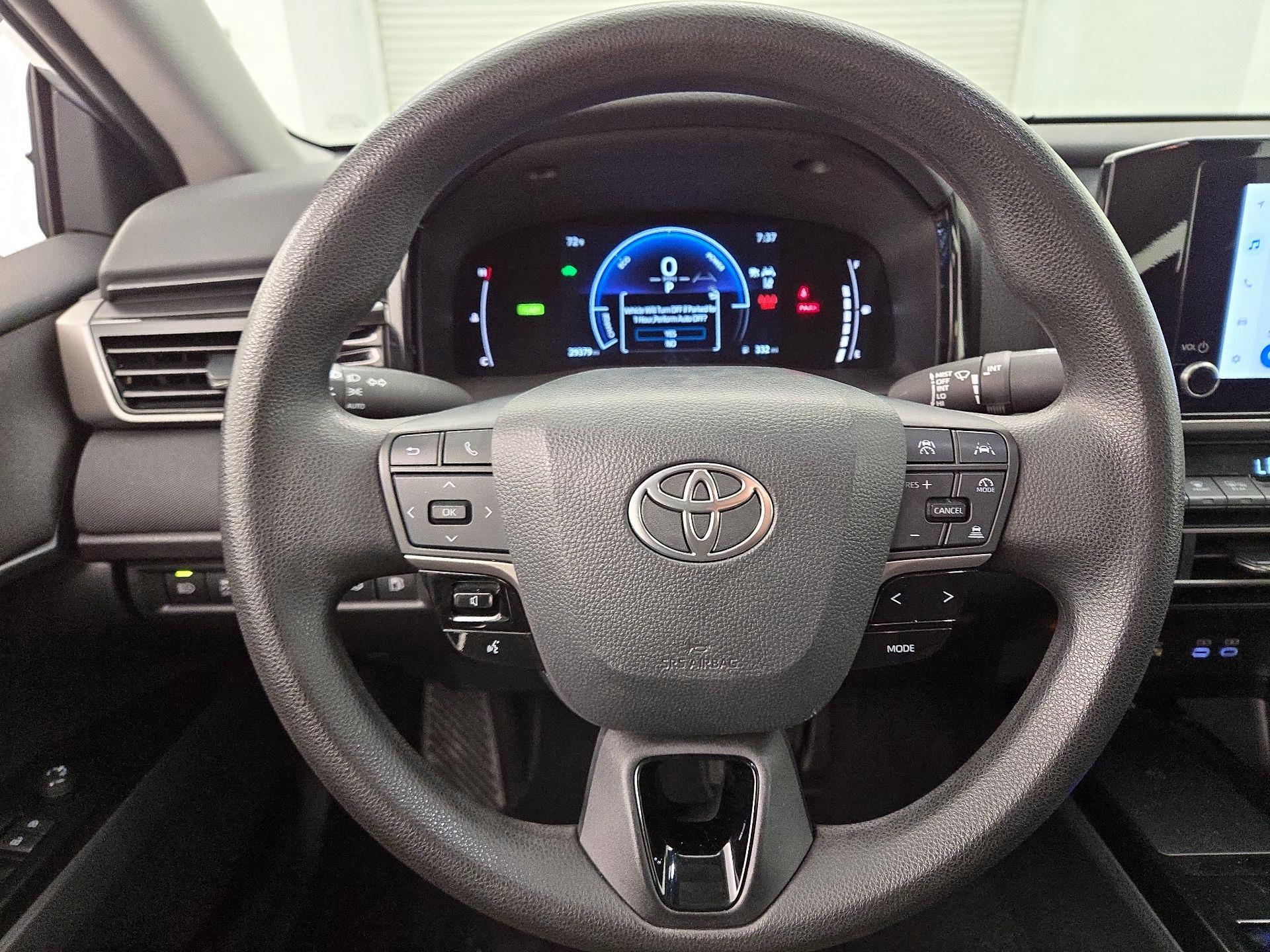 Thumbnail: 2025 Toyota Camry - 10