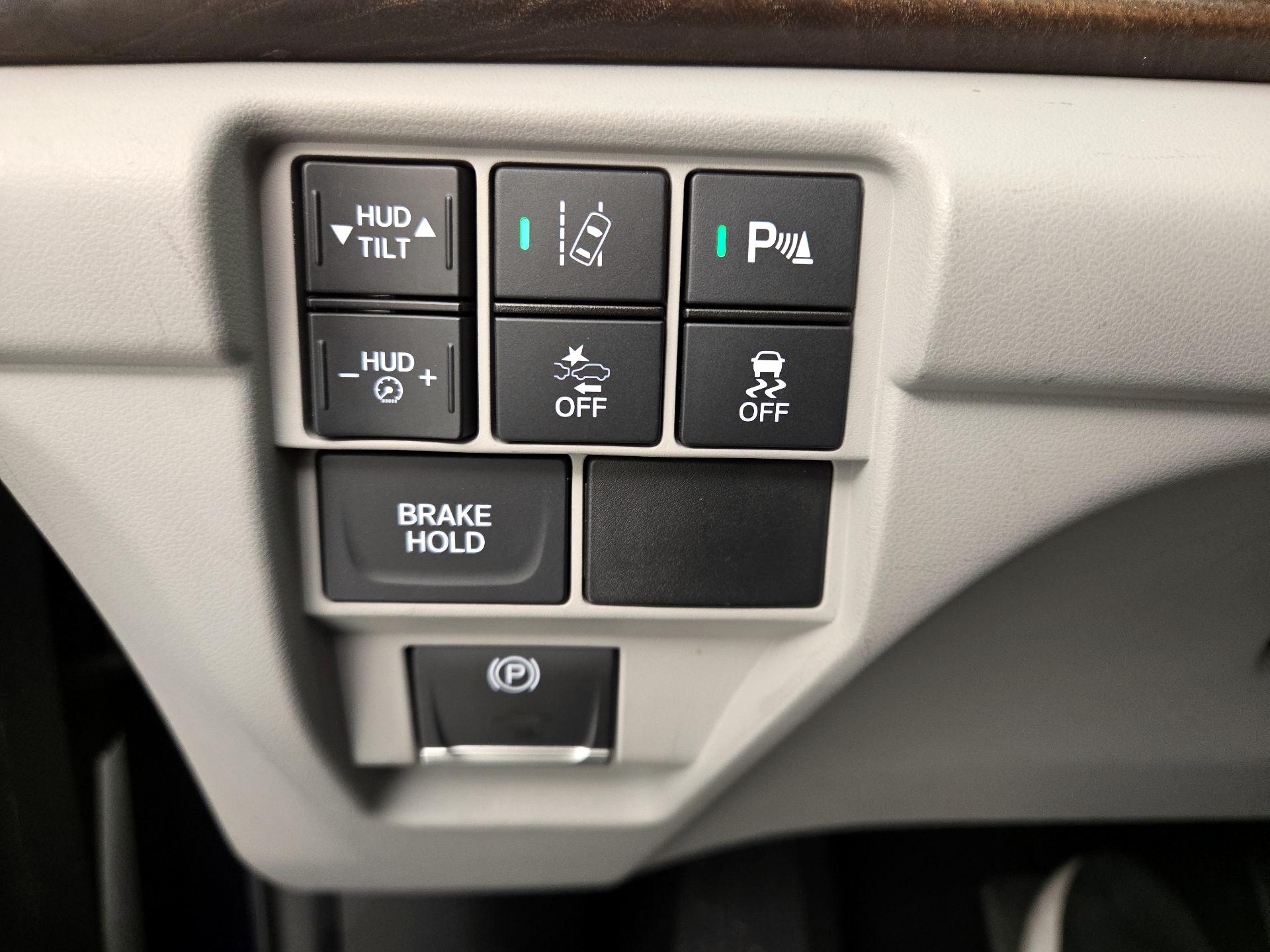 Thumbnail: 2020 Acura RDX - 13