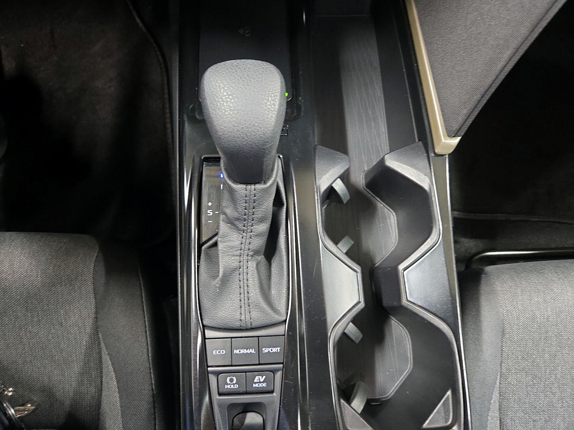 Thumbnail: 2025 Toyota Camry - 18