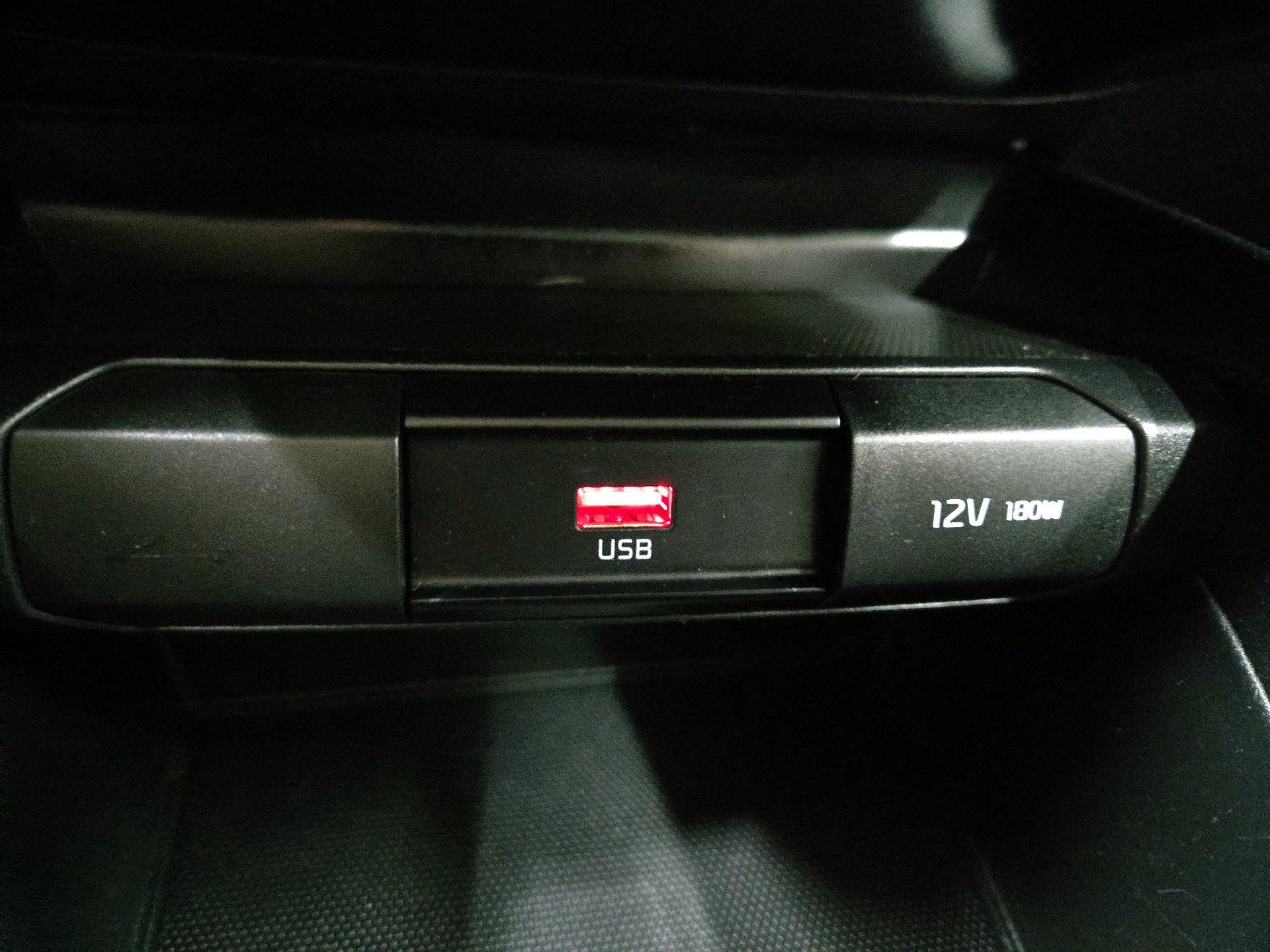 Thumbnail: 2023 Kia Rio - 17