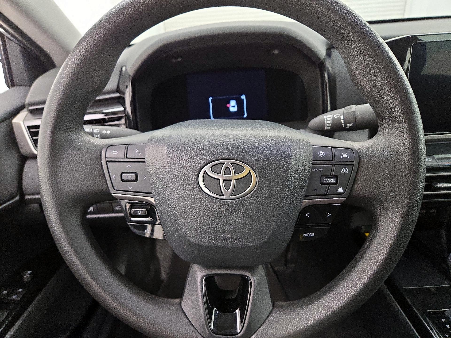 Thumbnail: 2025 Toyota Camry - 10