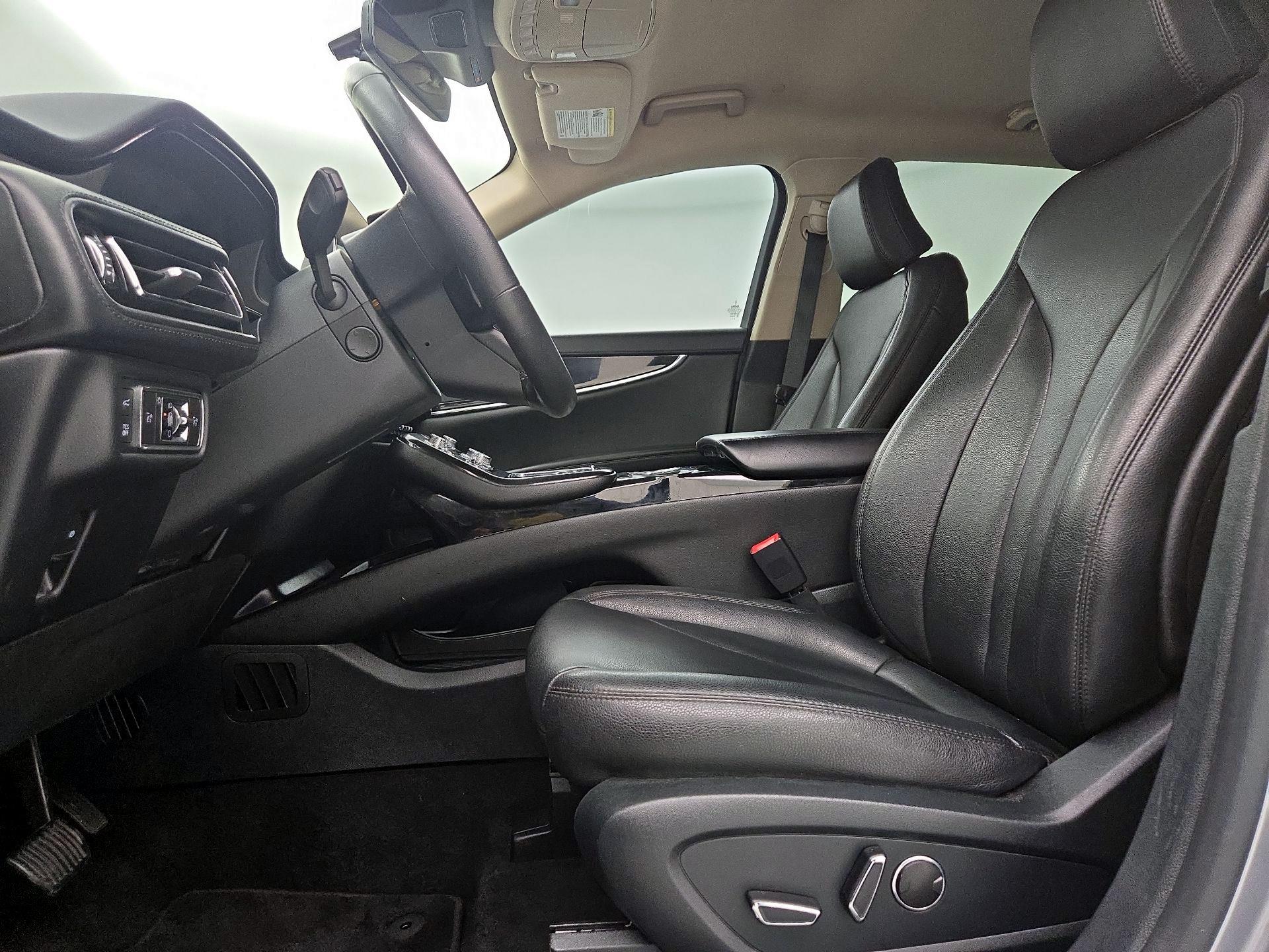 Thumbnail: 2022 Lincoln Nautilus - 11