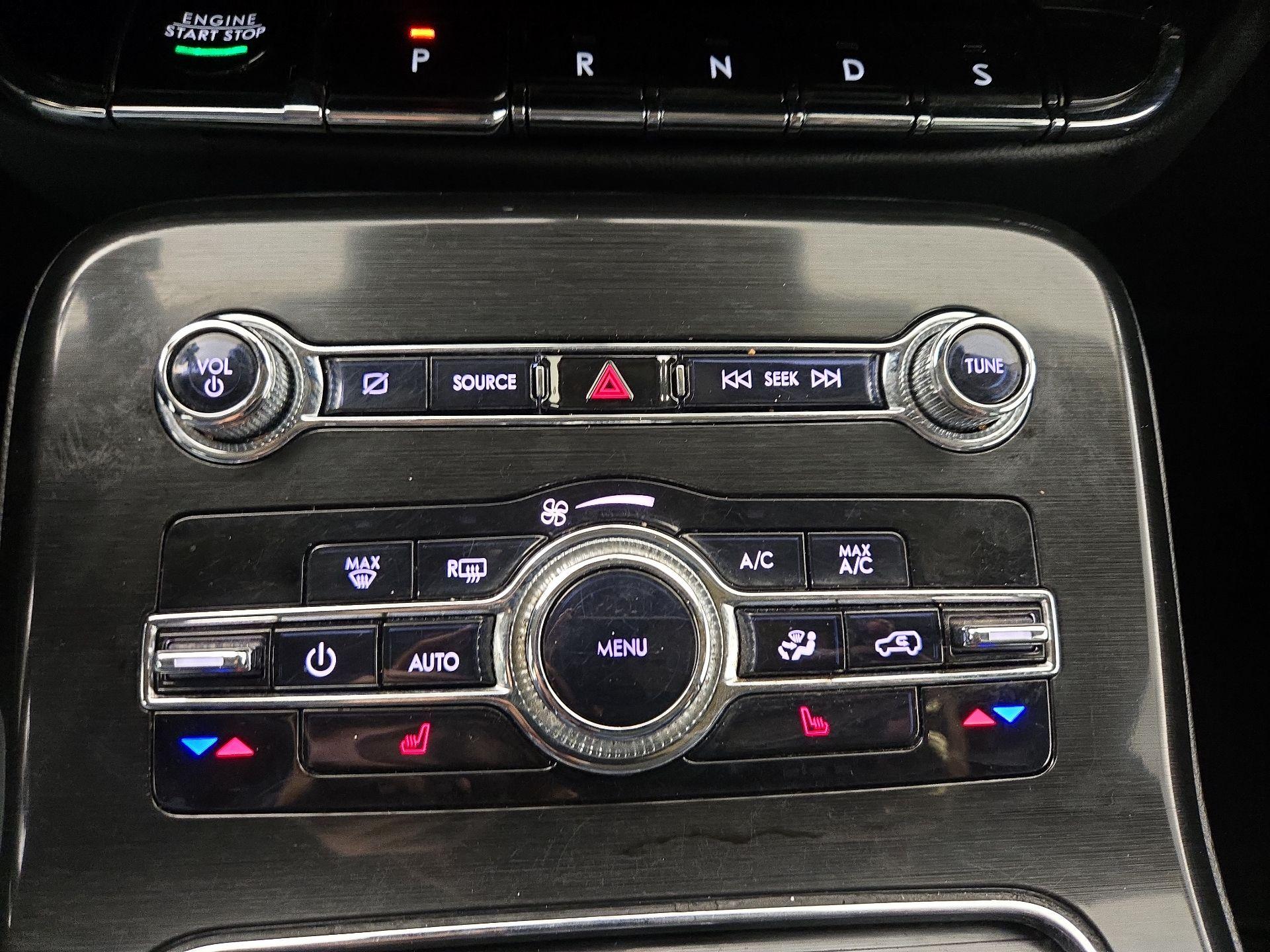 Thumbnail: 2022 Lincoln Nautilus - 17