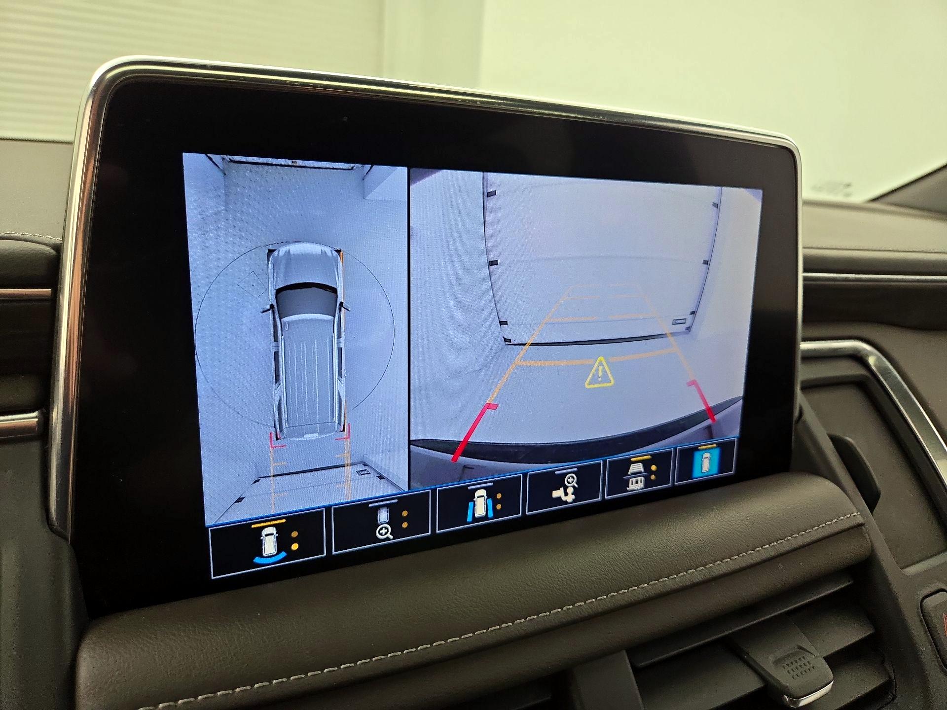 Thumbnail: 2021 Chevrolet Tahoe - 14