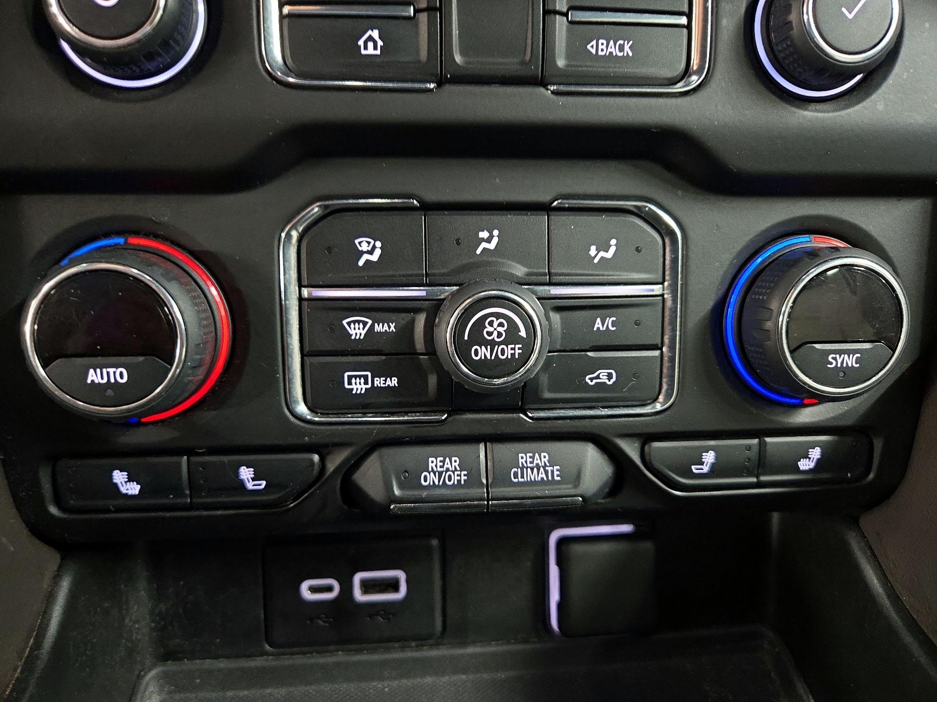 Thumbnail: 2021 Chevrolet Tahoe - 16