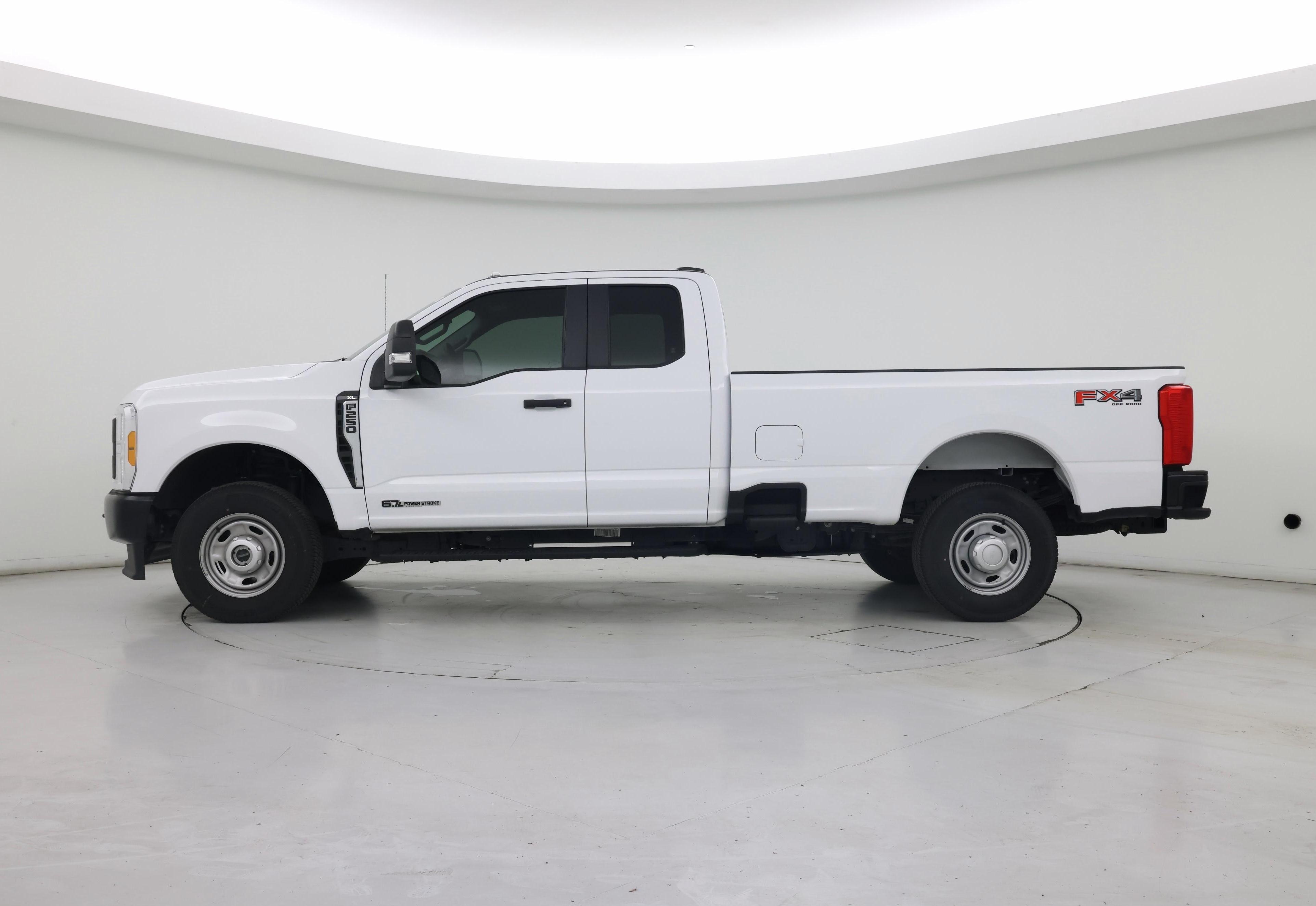 Thumbnail: 2023 Ford F-250 - 3