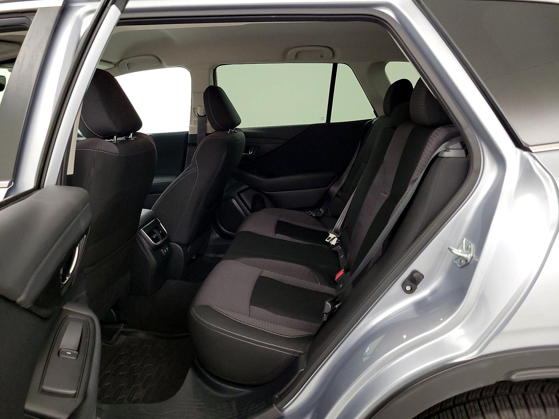 Thumbnail: 2022 Subaru Outback - 18