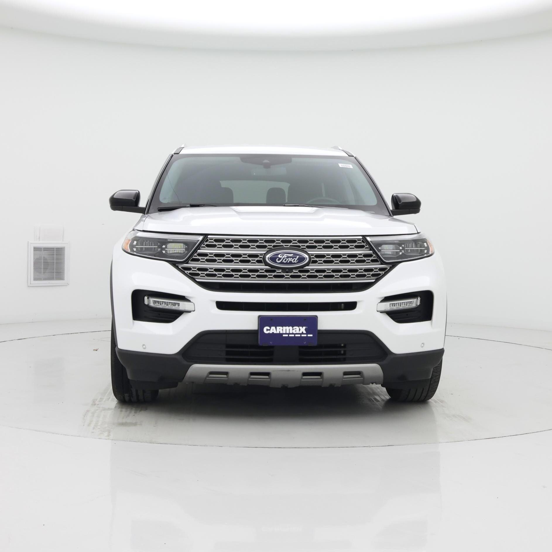 Thumbnail: 2023 Ford Explorer - 5