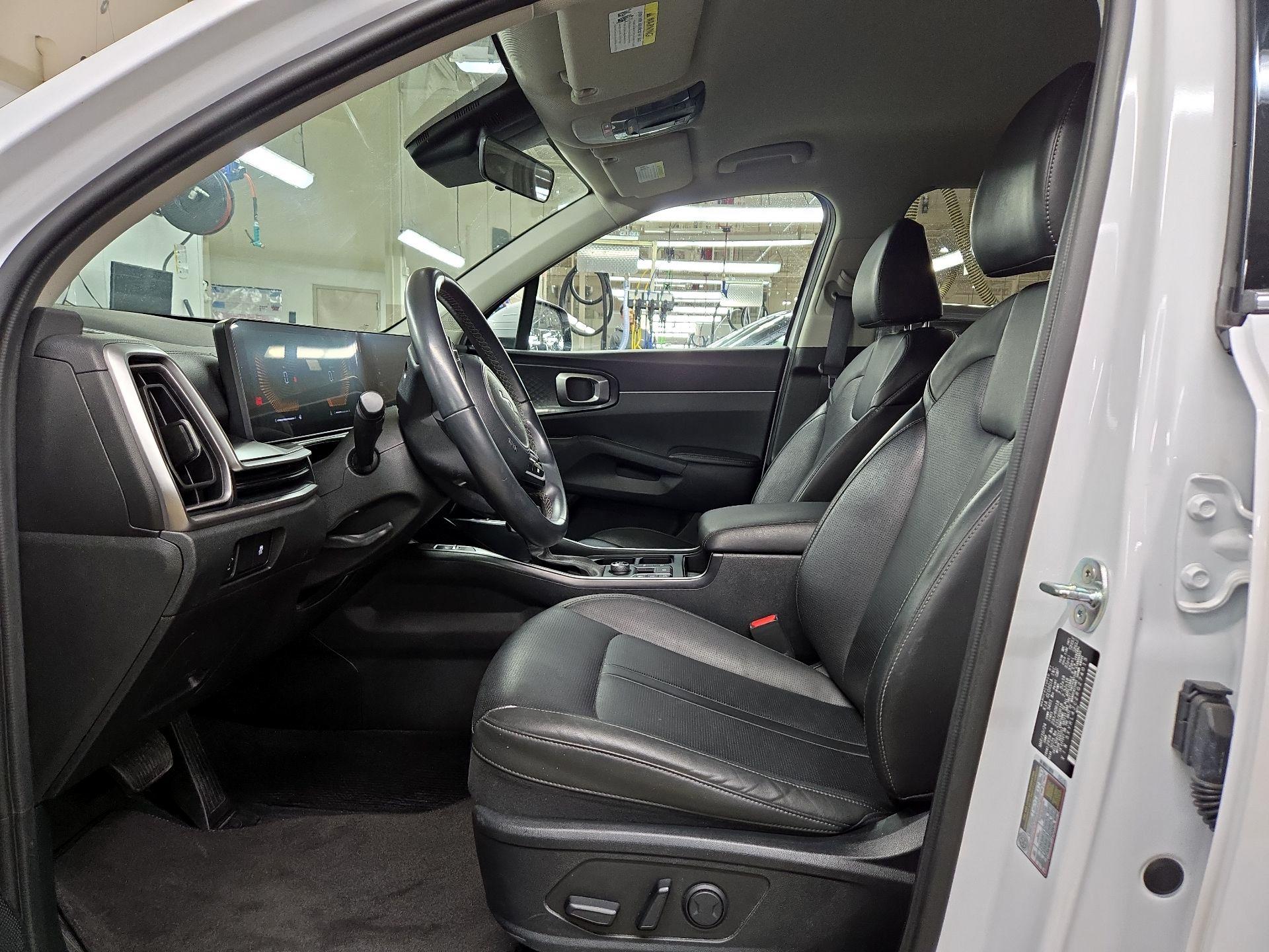 Thumbnail: 2024 Kia Sorento - 11